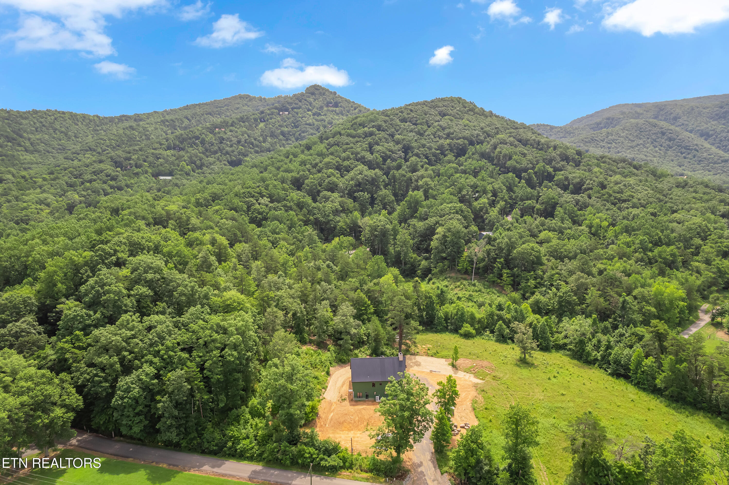 2773 Clabo Road Sevierville TN 37862