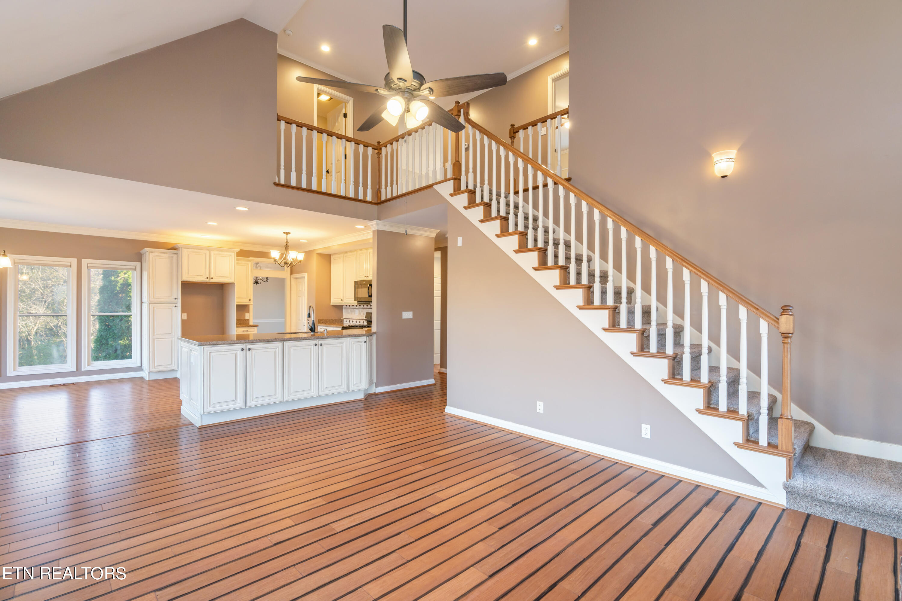 16 Radcliff Terrace Oak Ridge TN 37830
