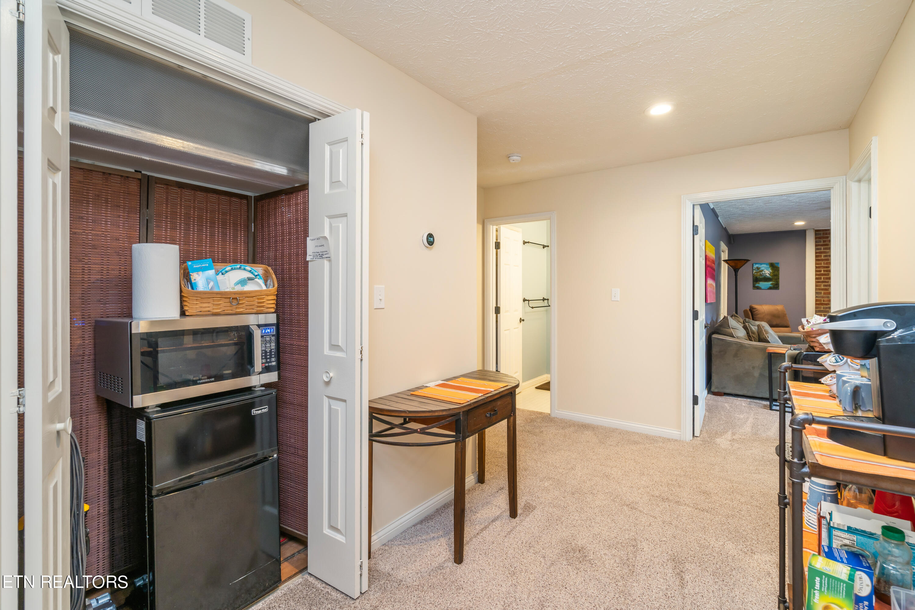 16 Radcliff Terrace Oak Ridge TN 37830