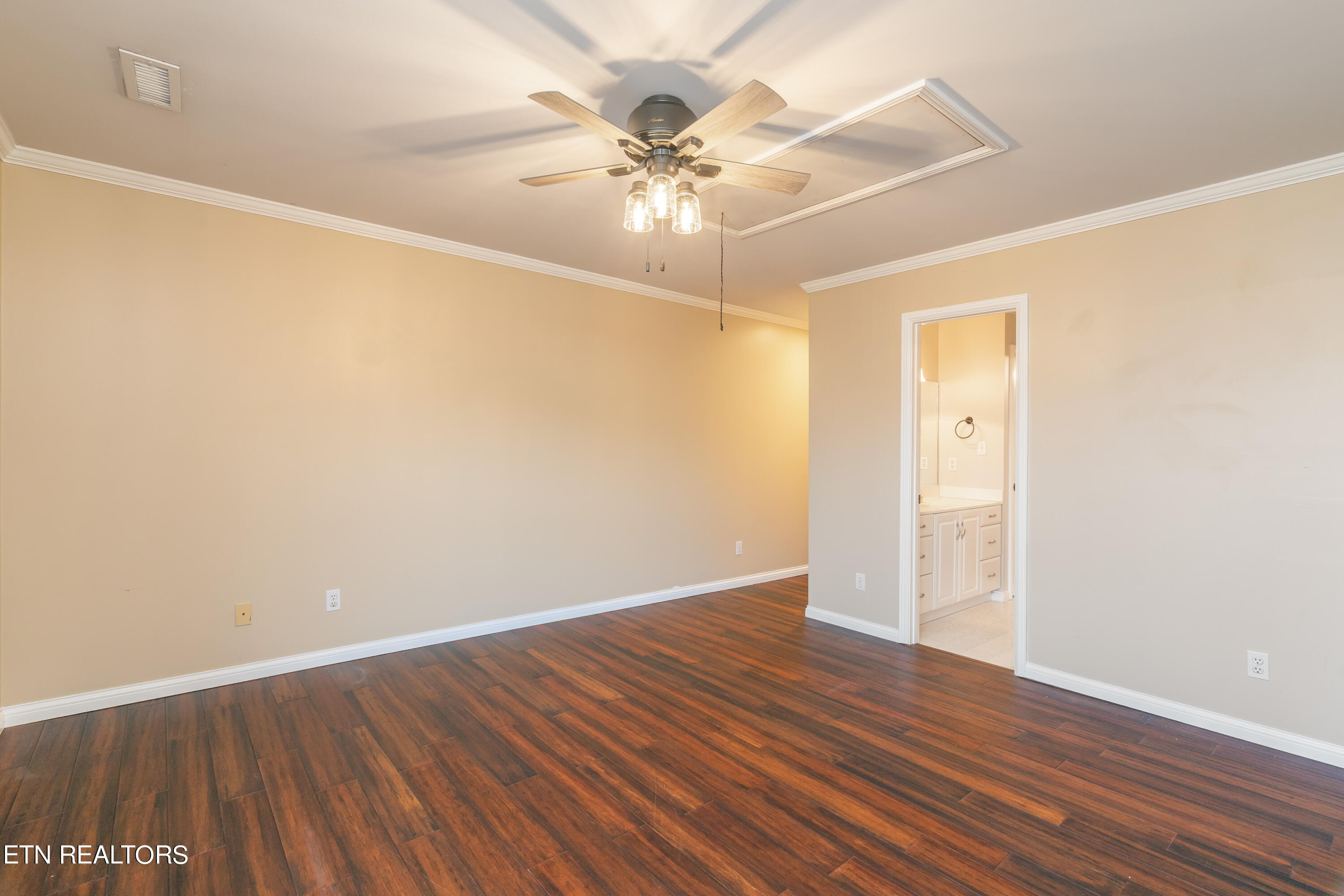 16 Radcliff Terrace Oak Ridge TN 37830