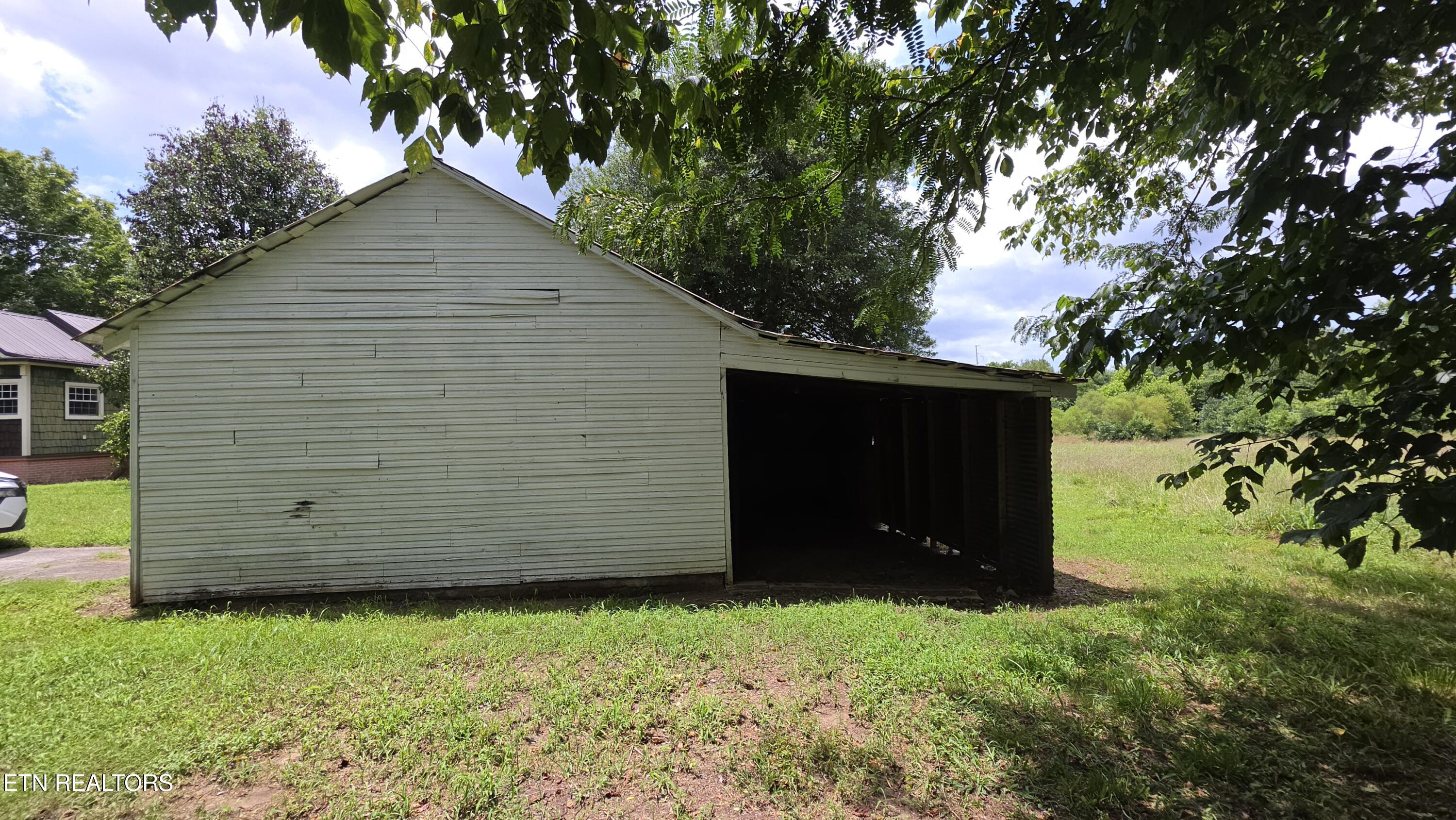 3528 Highway 39w Off Riceville TN 37370