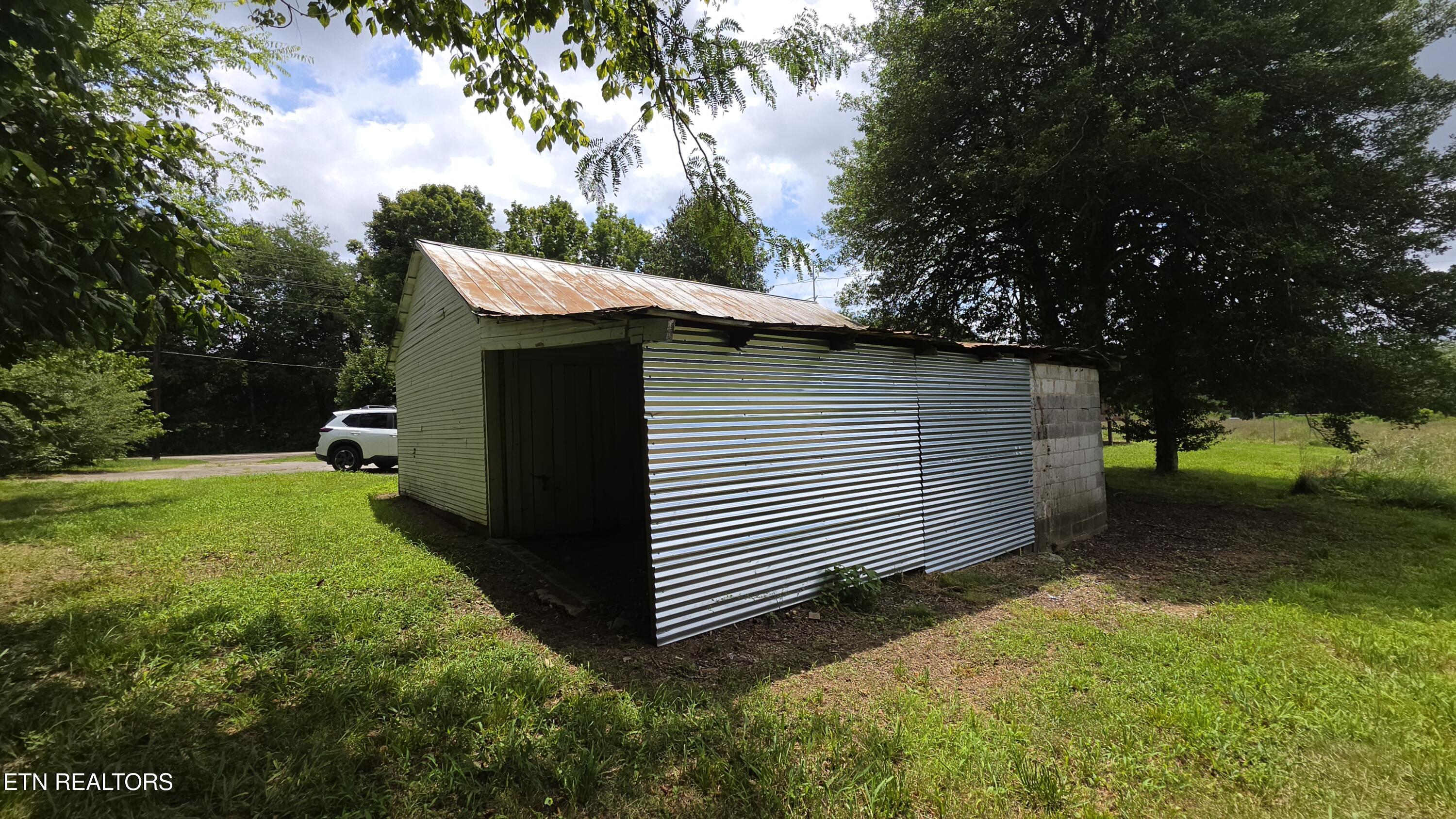 3528 Highway 39w Off Riceville TN 37370