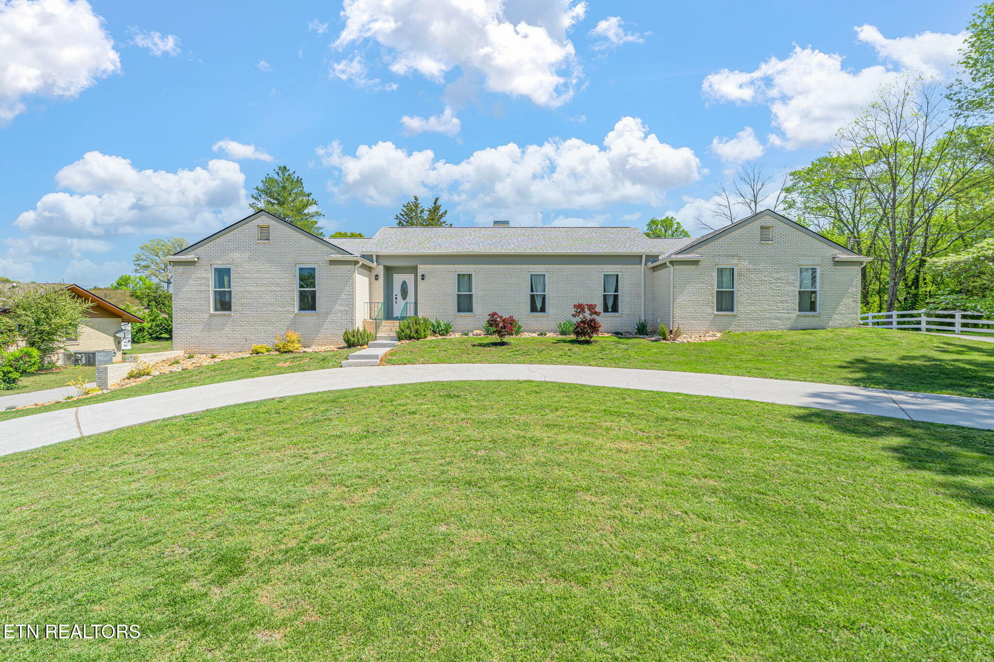 1940 River Shores Drive Knoxville TN 37914