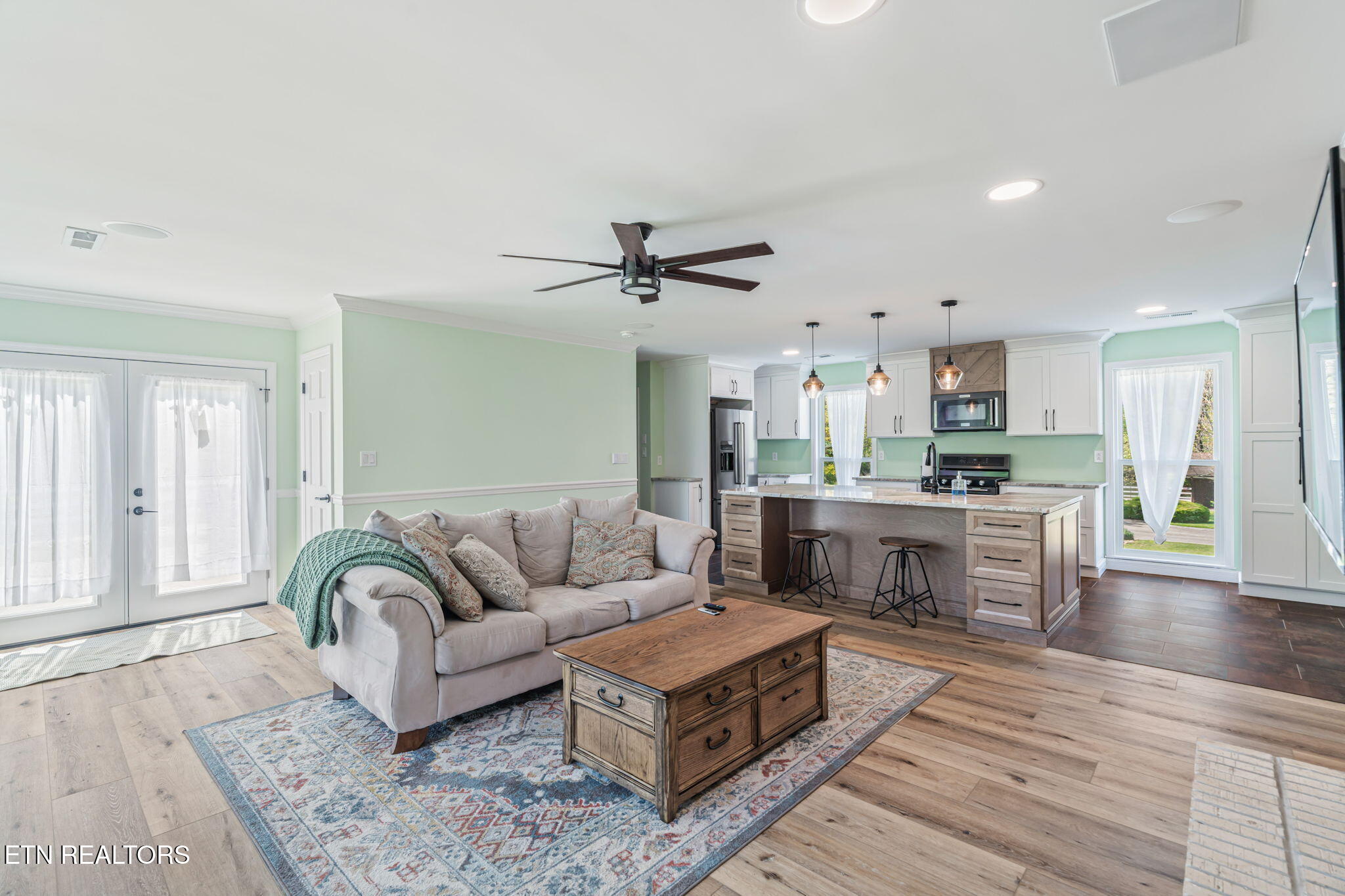 1940 River Shores Drive Knoxville TN 37914