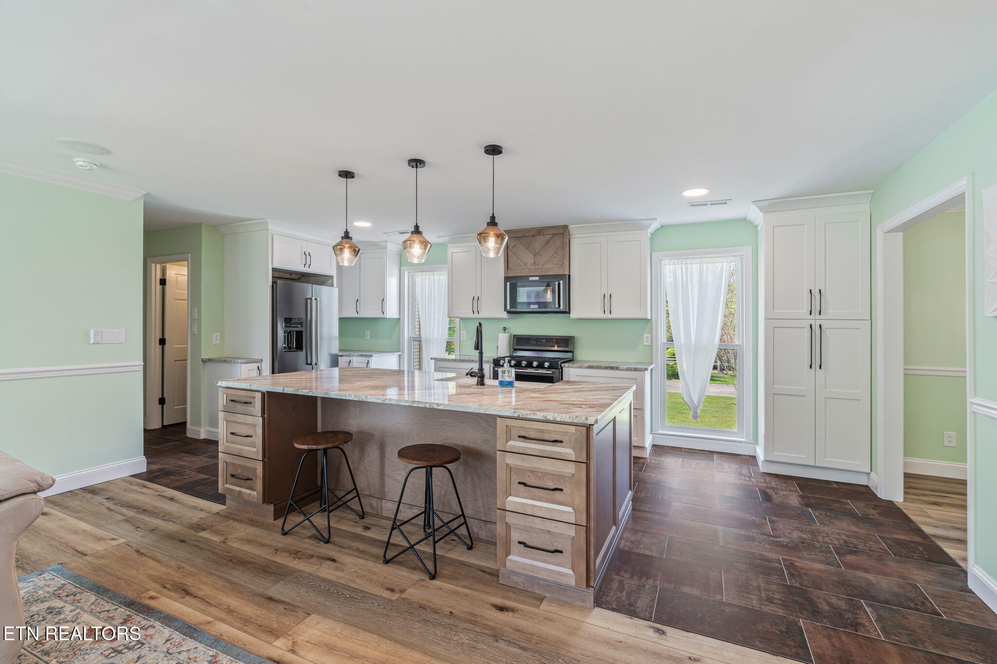 1940 River Shores Drive Knoxville TN 37914
