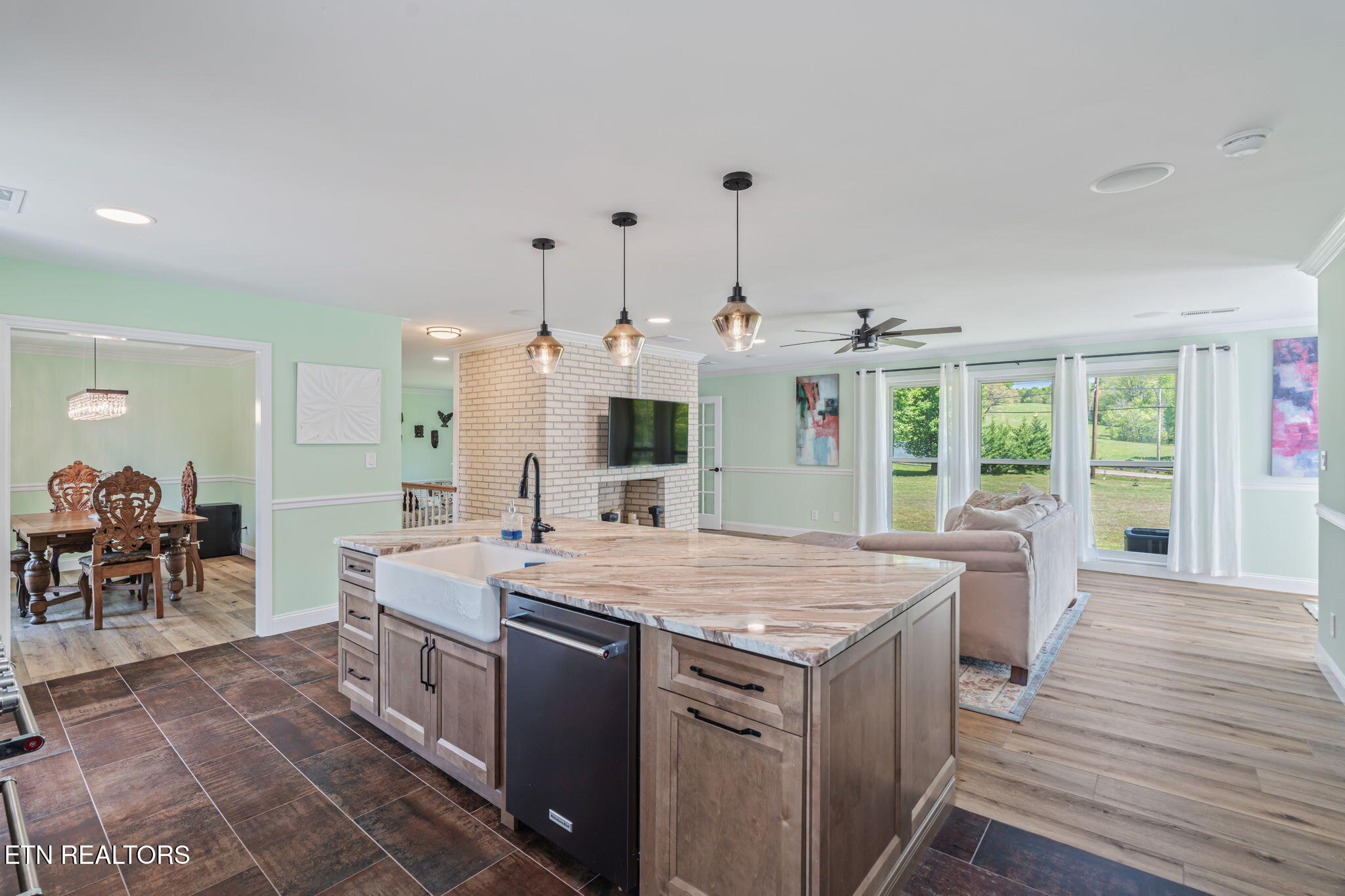 1940 River Shores Drive Knoxville TN 37914