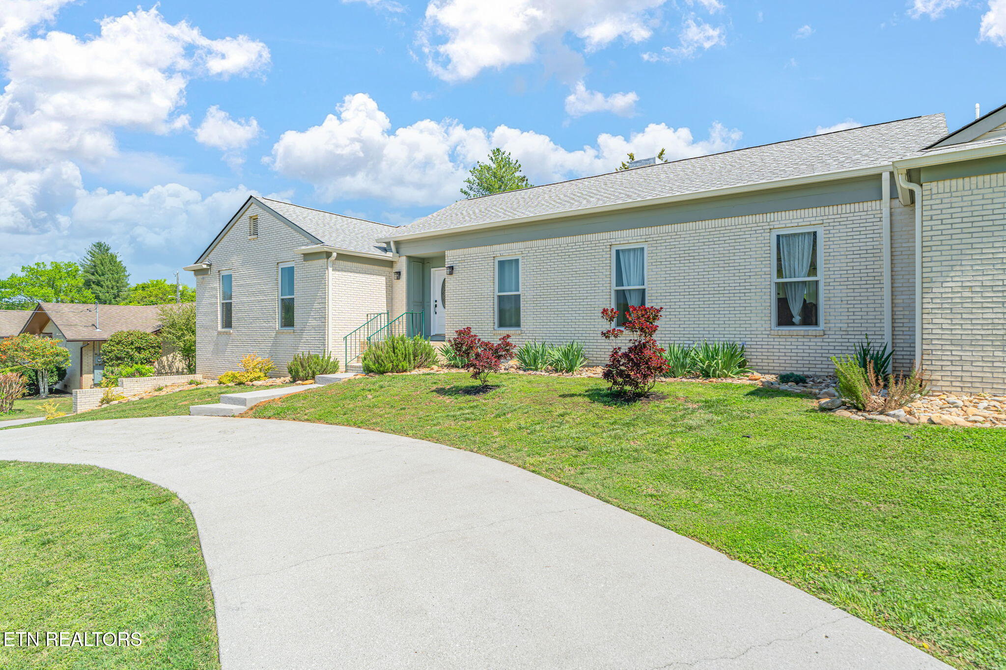 1940 River Shores Drive Knoxville TN 37914