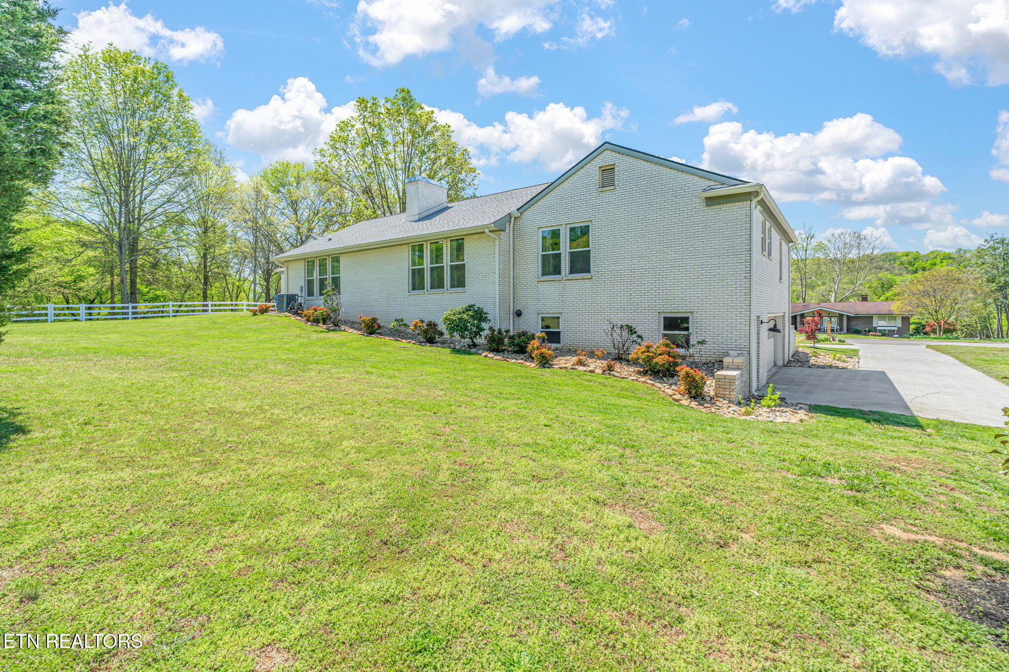 1940 River Shores Drive Knoxville TN 37914