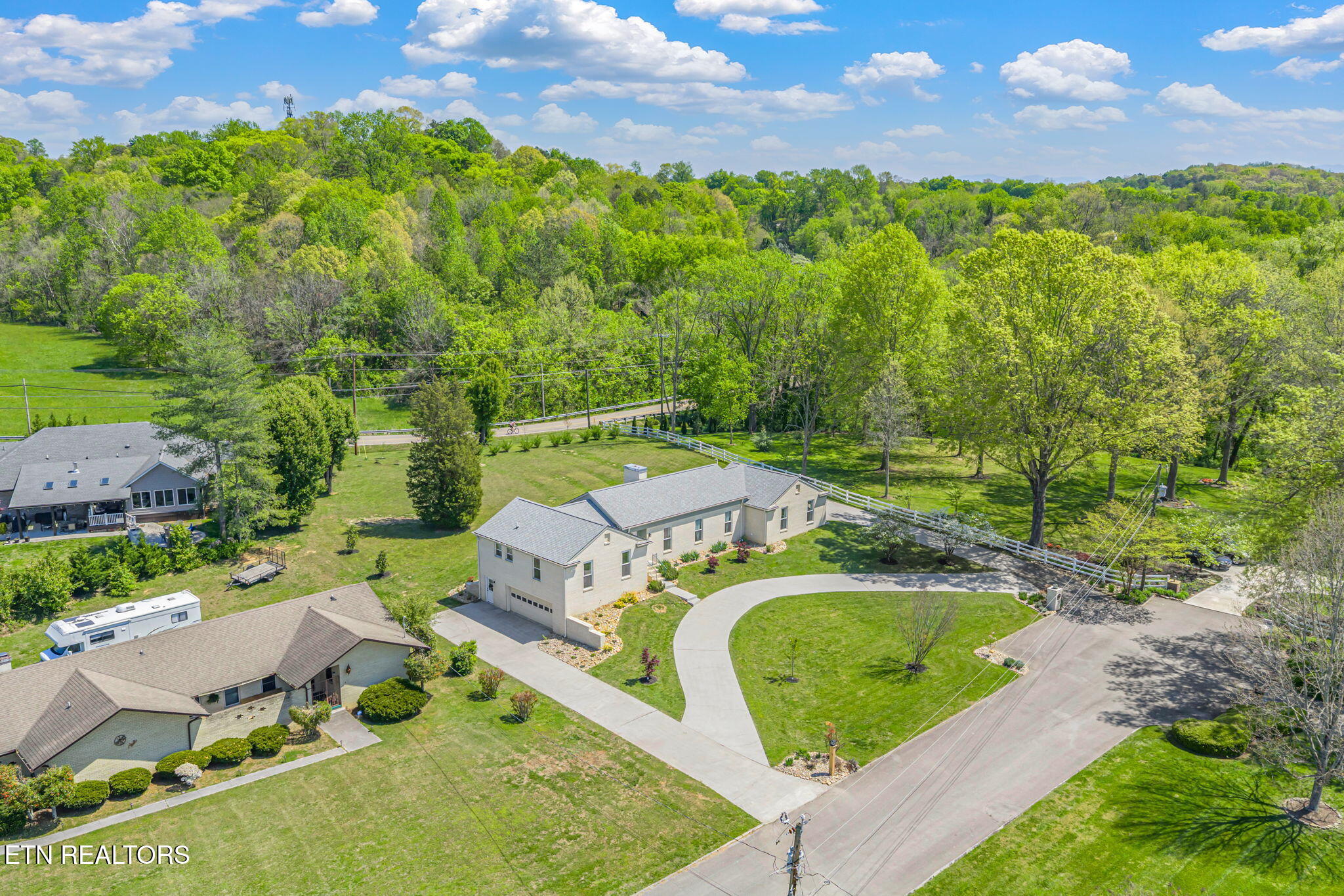 1940 River Shores Drive Knoxville TN 37914