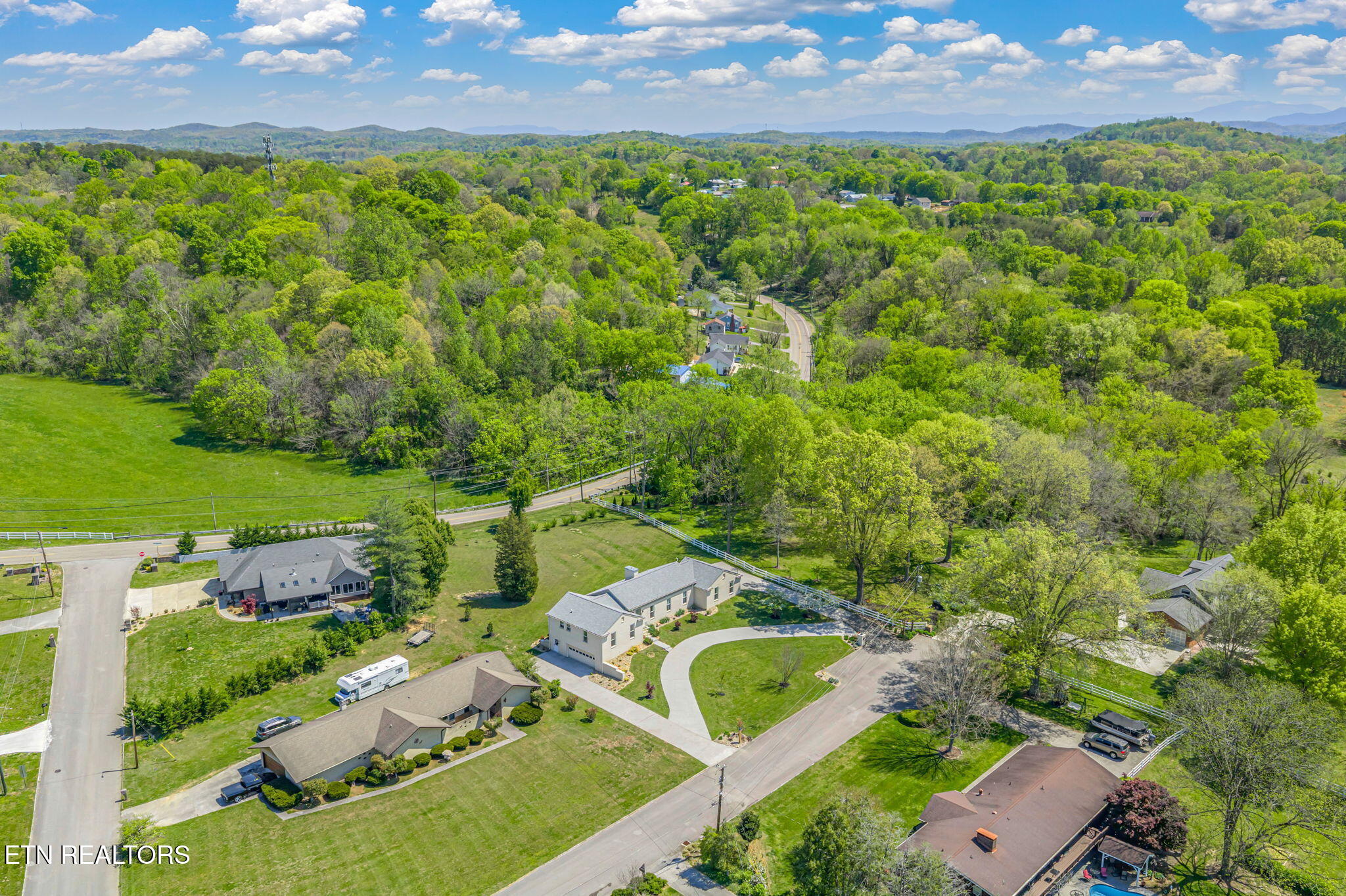 1940 River Shores Drive Knoxville TN 37914