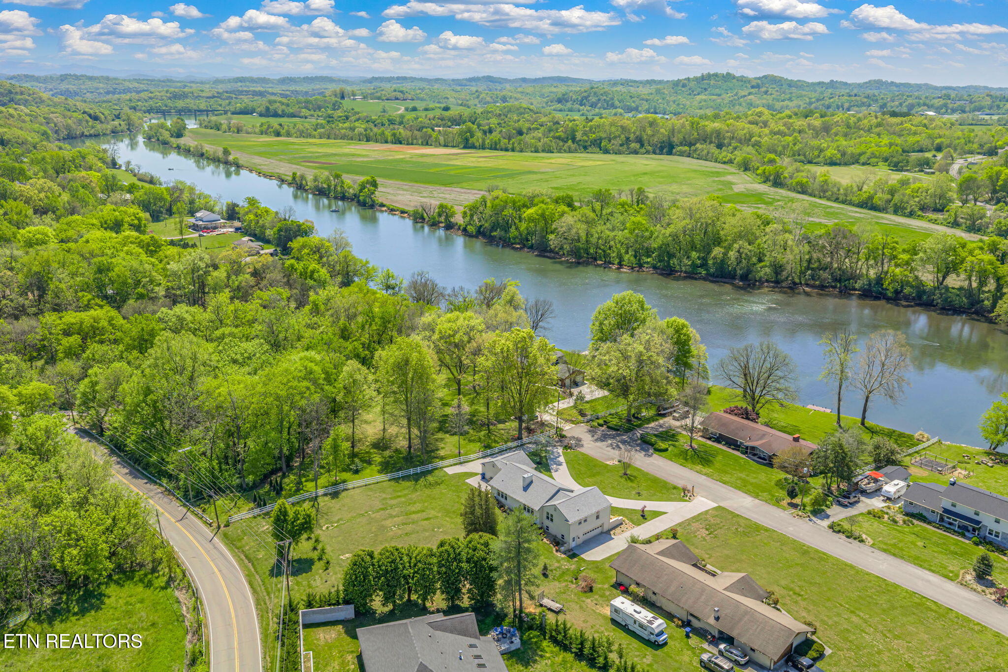 1940 River Shores Drive Knoxville TN 37914