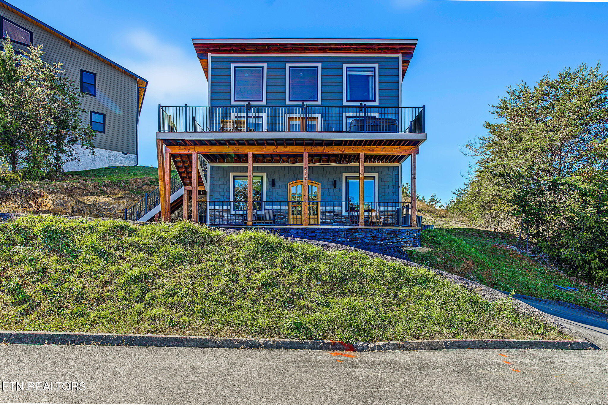 810 Blue Herring Way Sevierville TN 37876