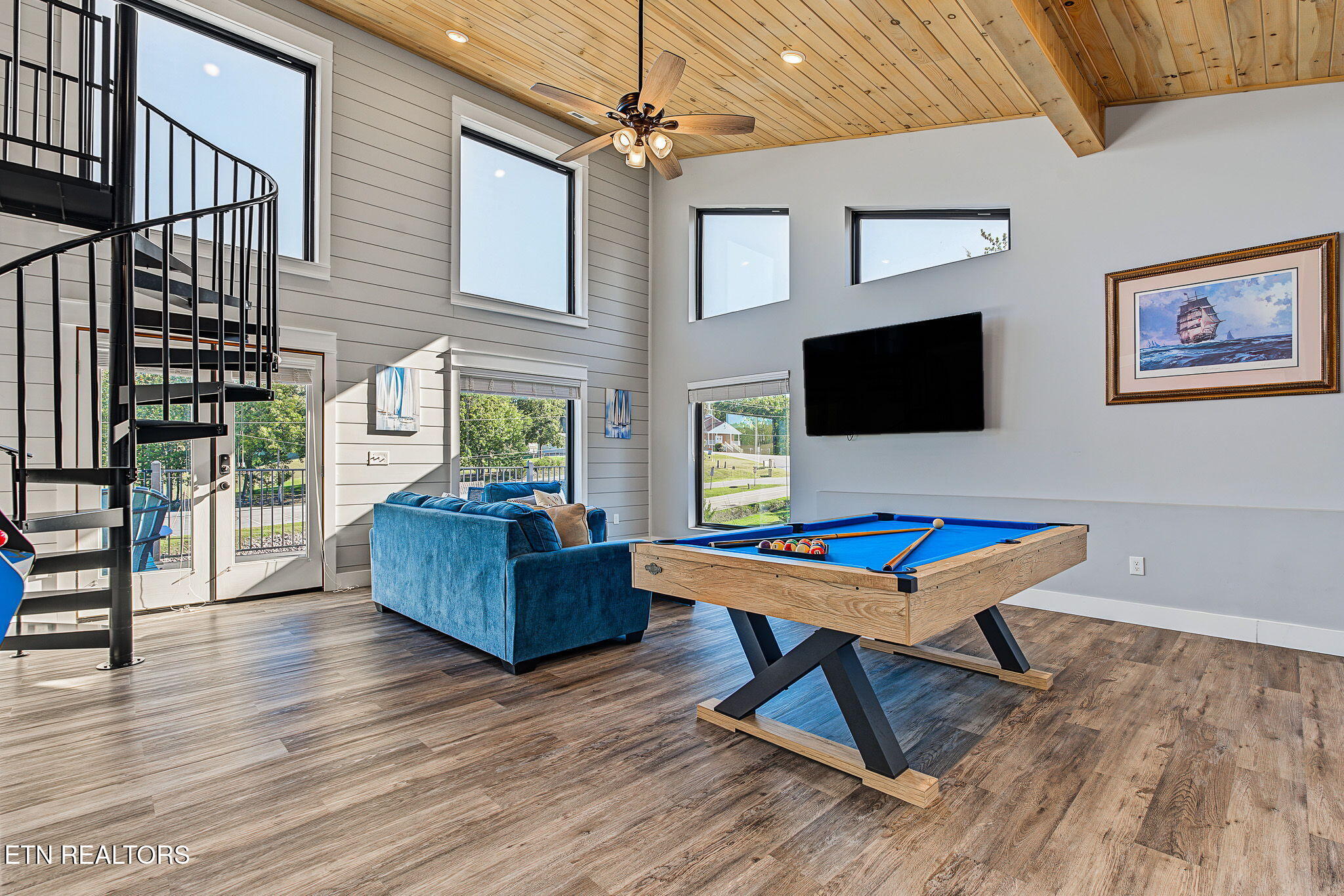 810 Blue Herring Way Sevierville TN 37876