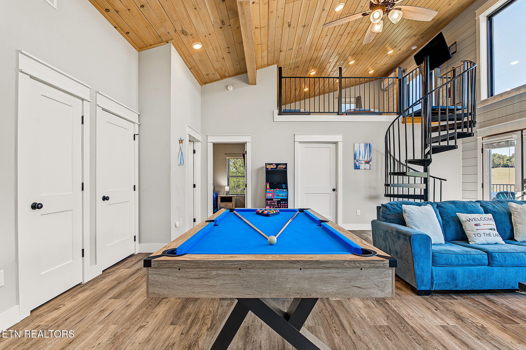 810 Blue Herring Way Sevierville TN 37876