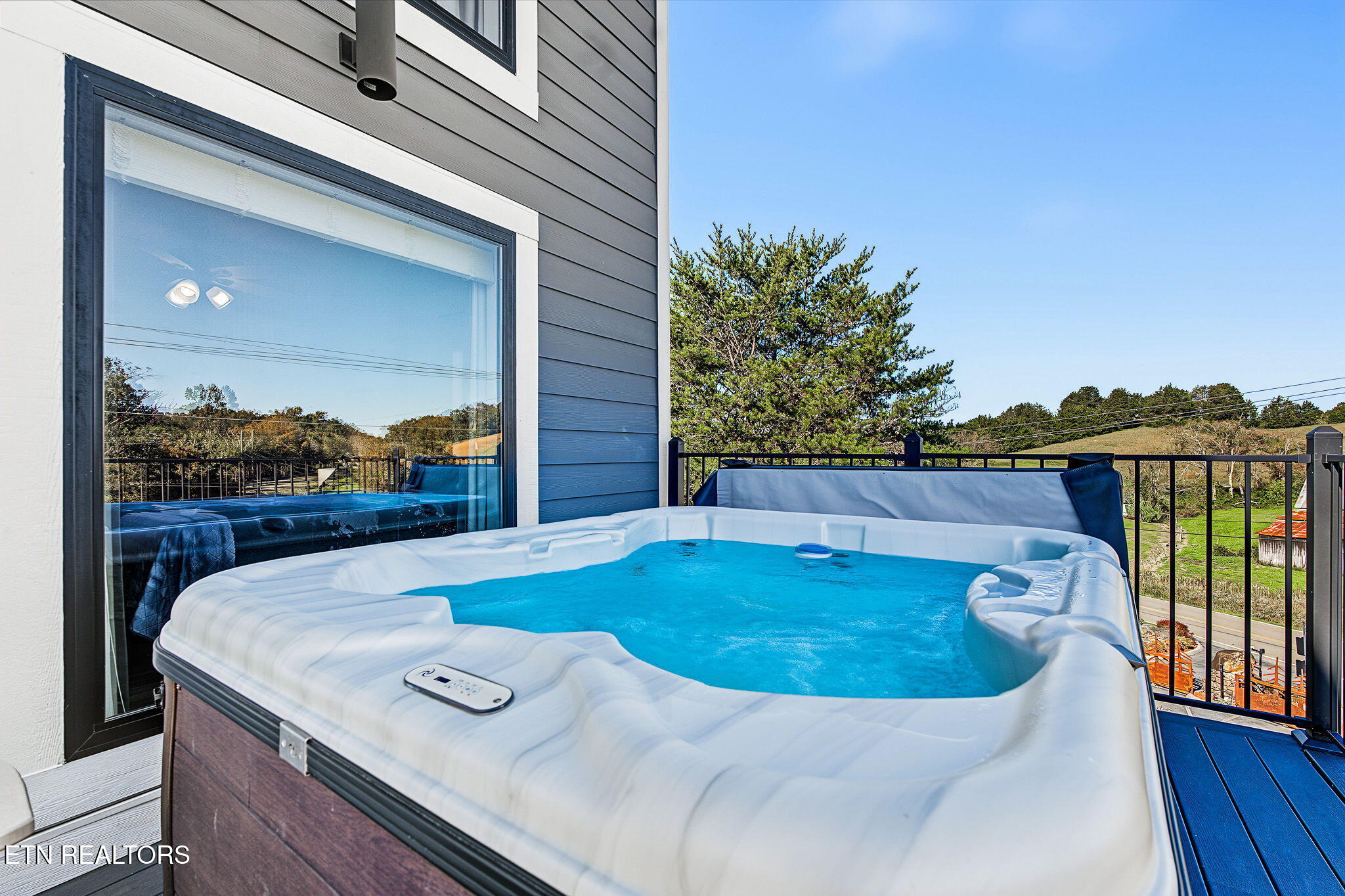 810 Blue Herring Way Sevierville TN 37876