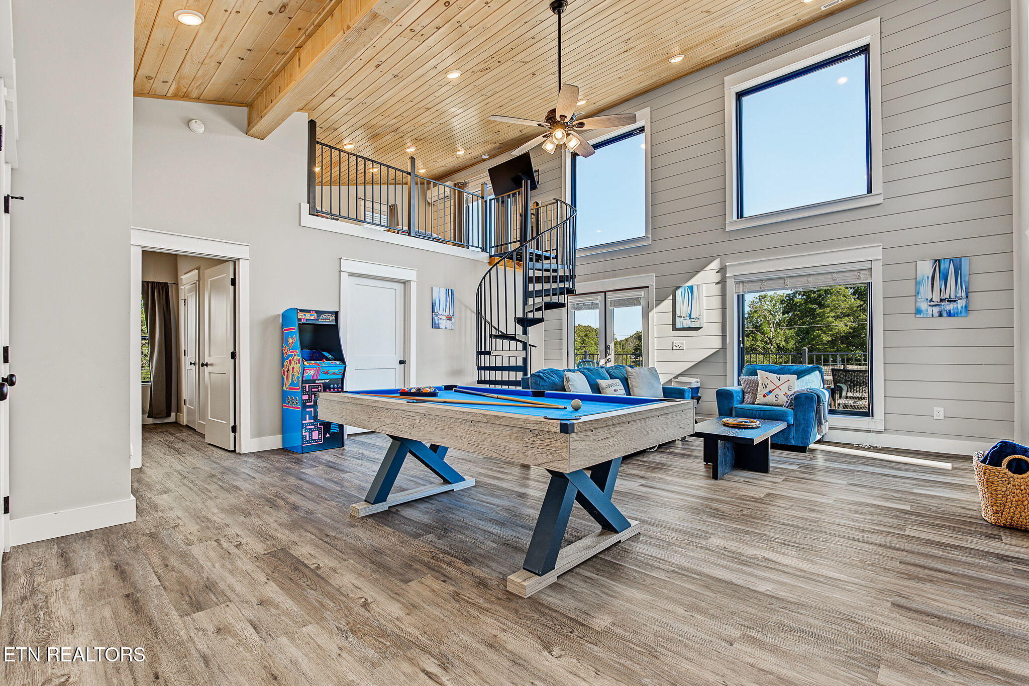 810 Blue Herring Way Sevierville TN 37876