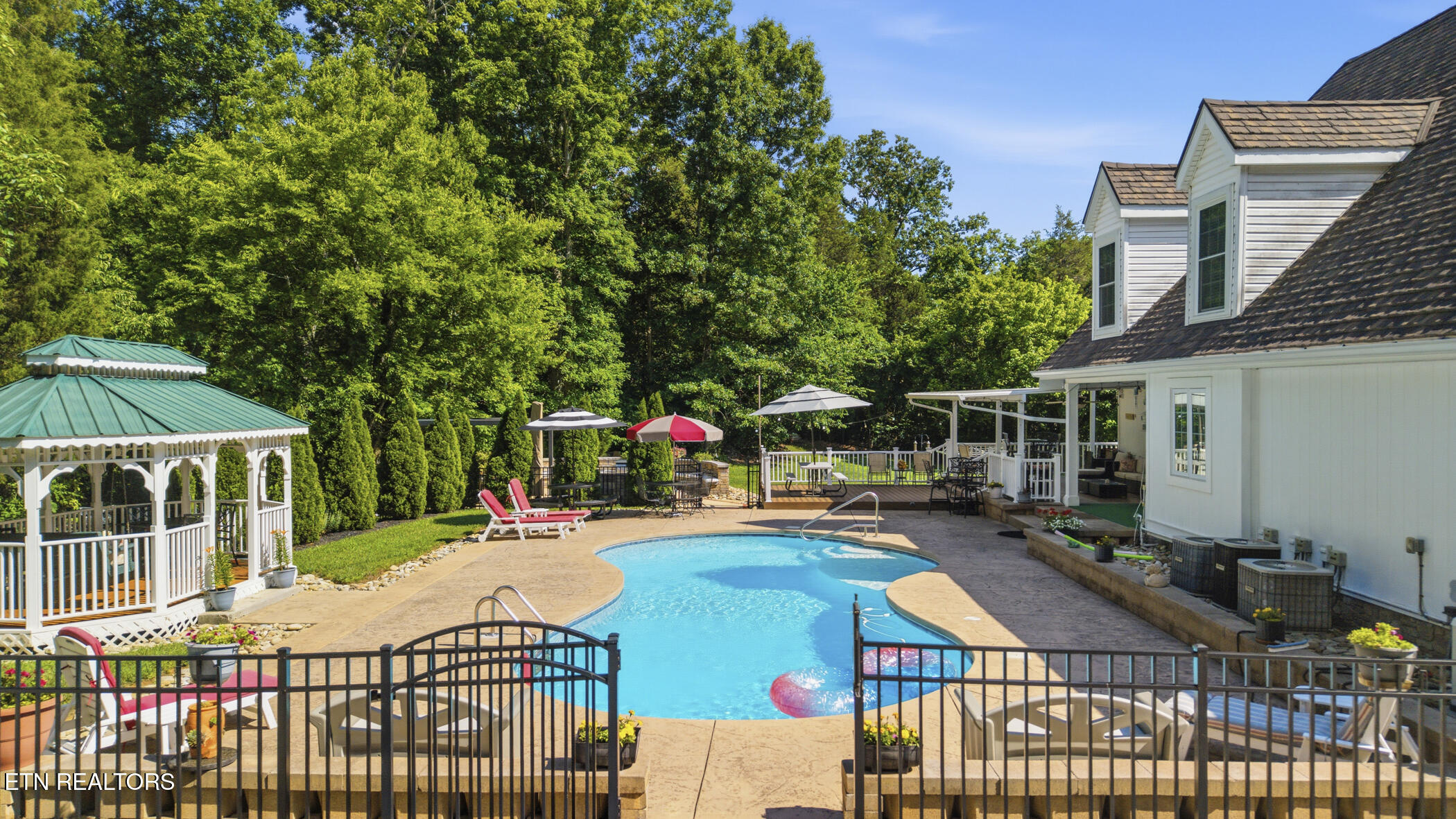 824 Midway Road Strawberry Plains TN 37871