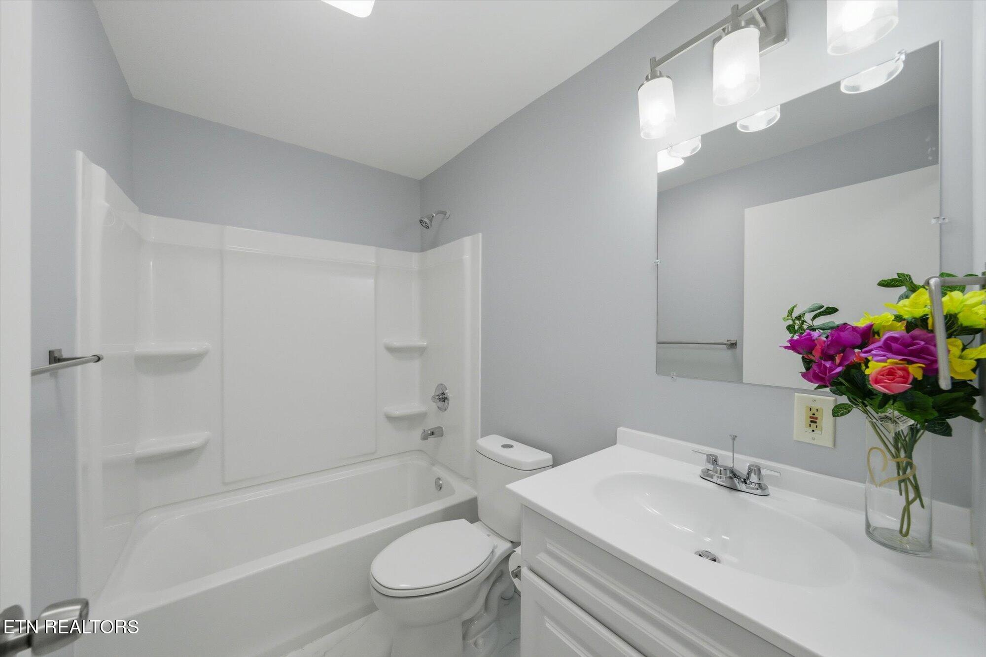 144 N Illinois Avenue Oak Ridge TN 37830