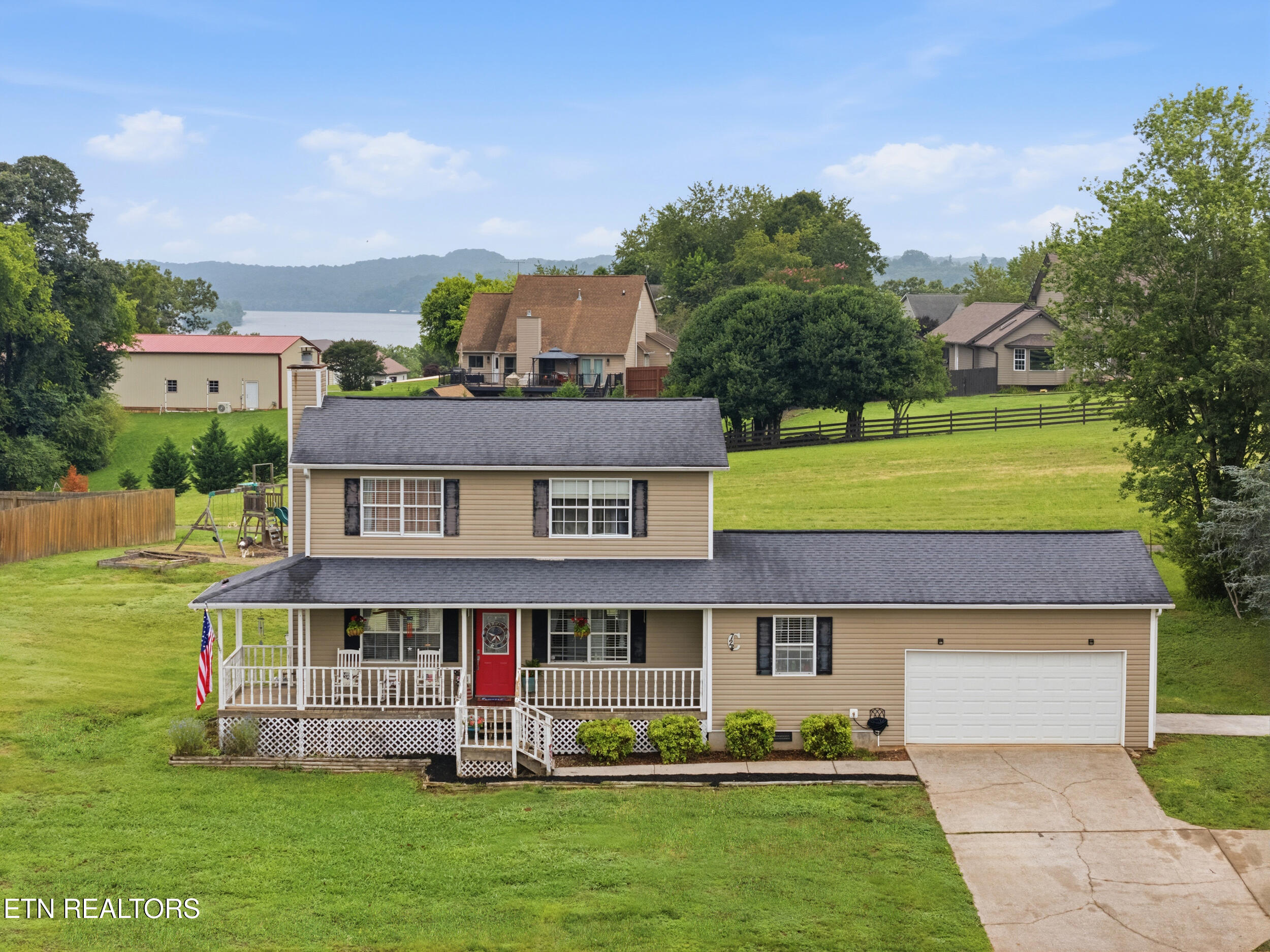 724 Fairway Drive Loudon TN 37774