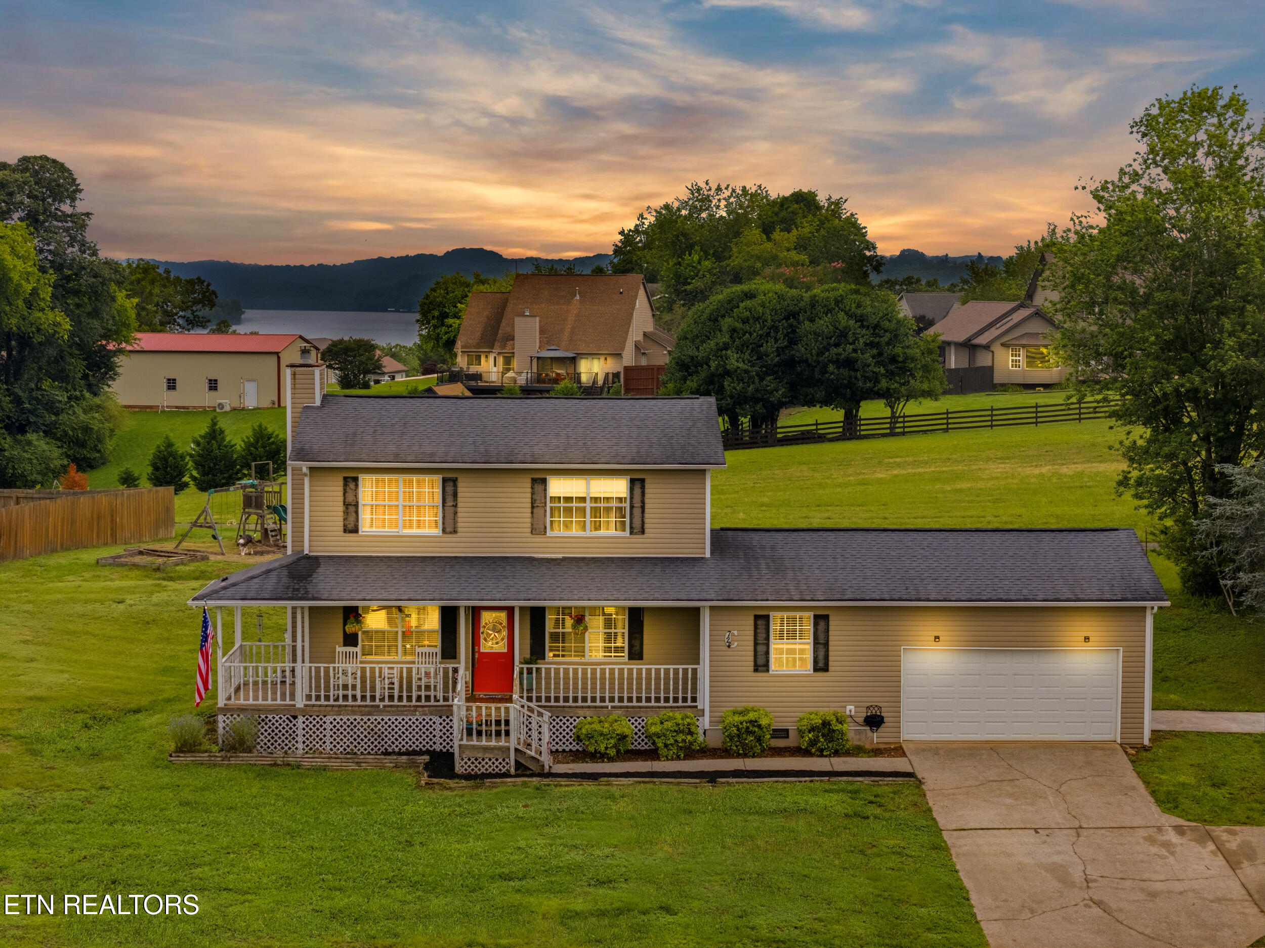 724 Fairway Drive Loudon TN 37774