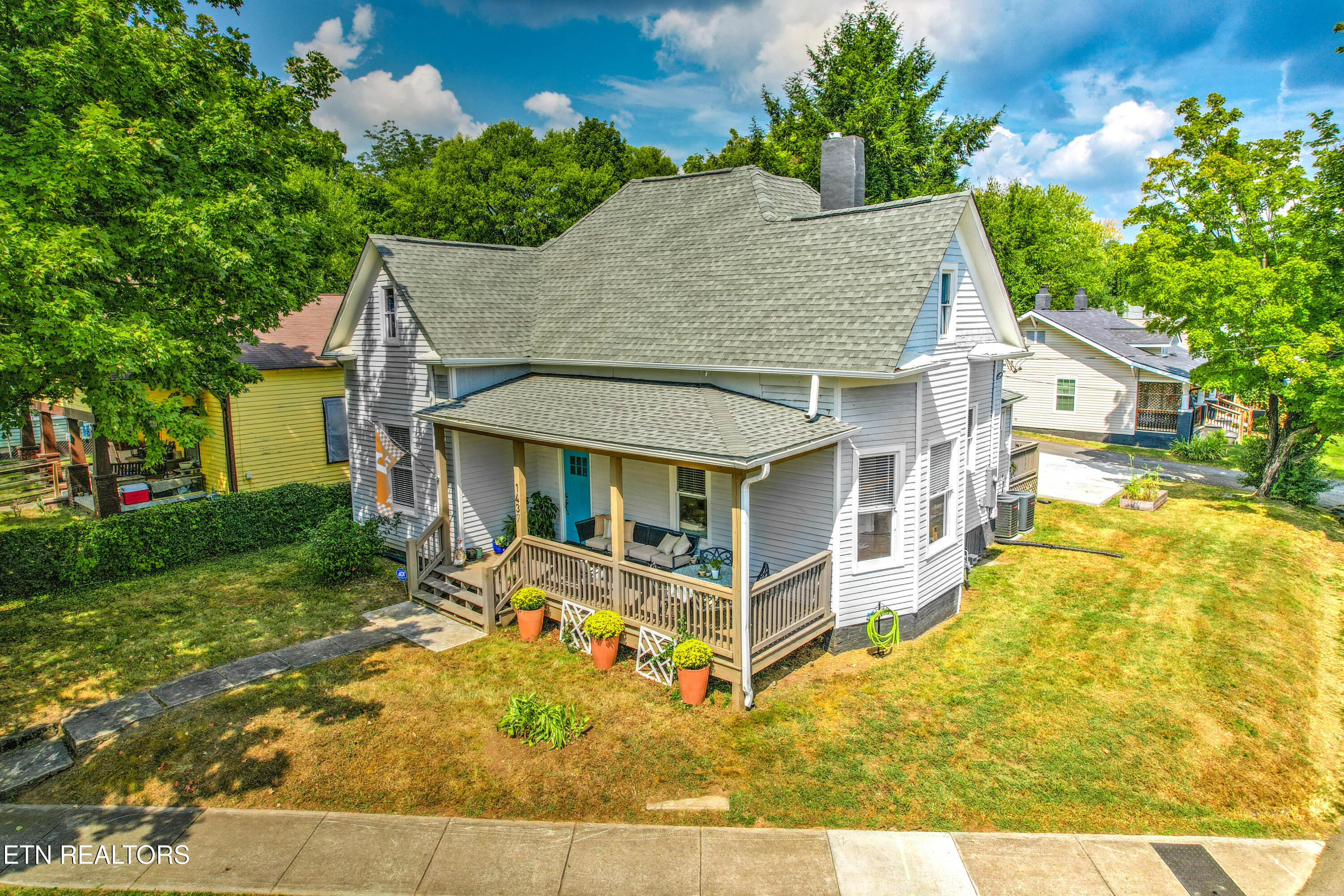 1437 Grainger Avenue Knoxville TN 37917