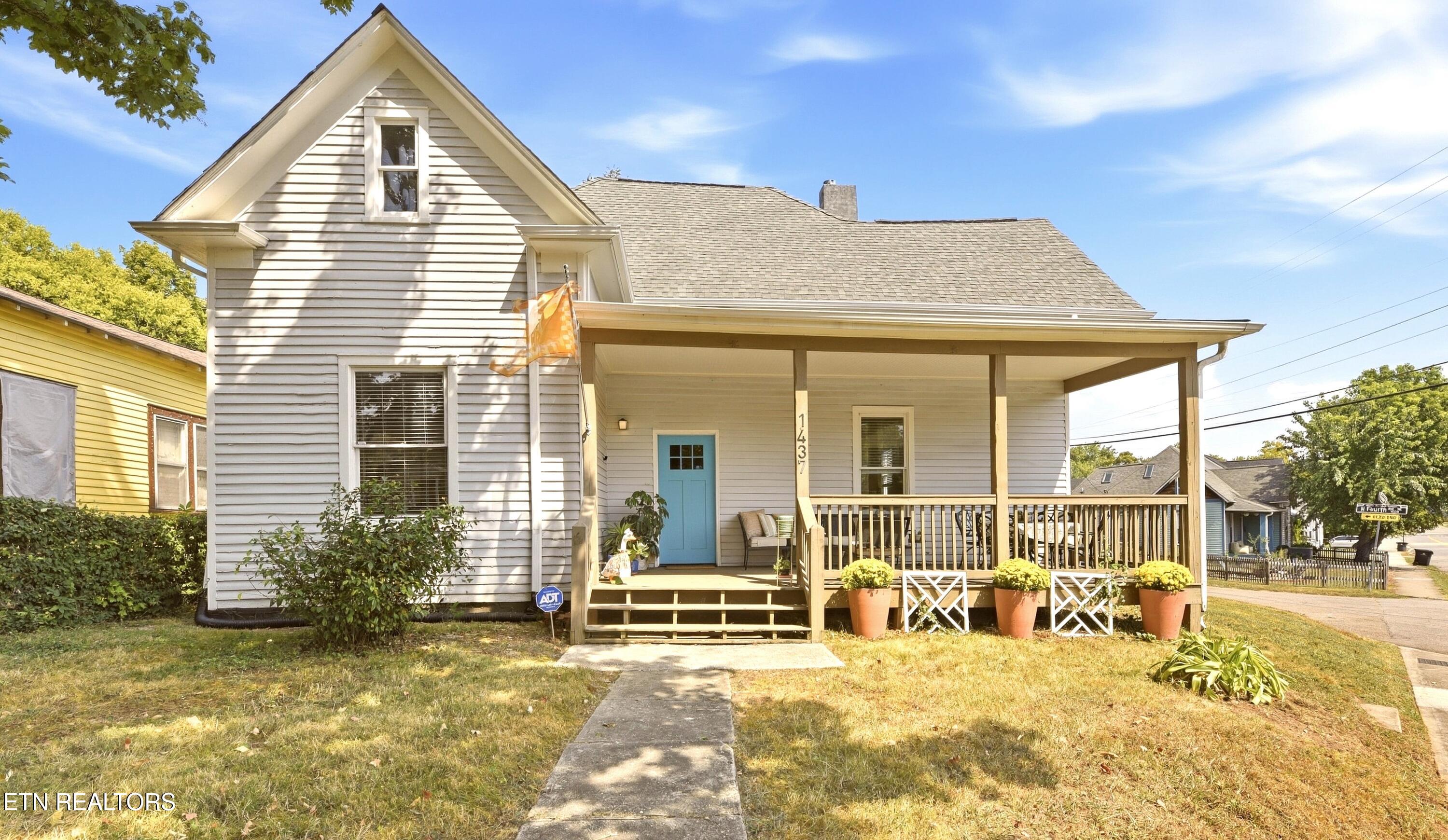 1437 Grainger Avenue Knoxville TN 37917
