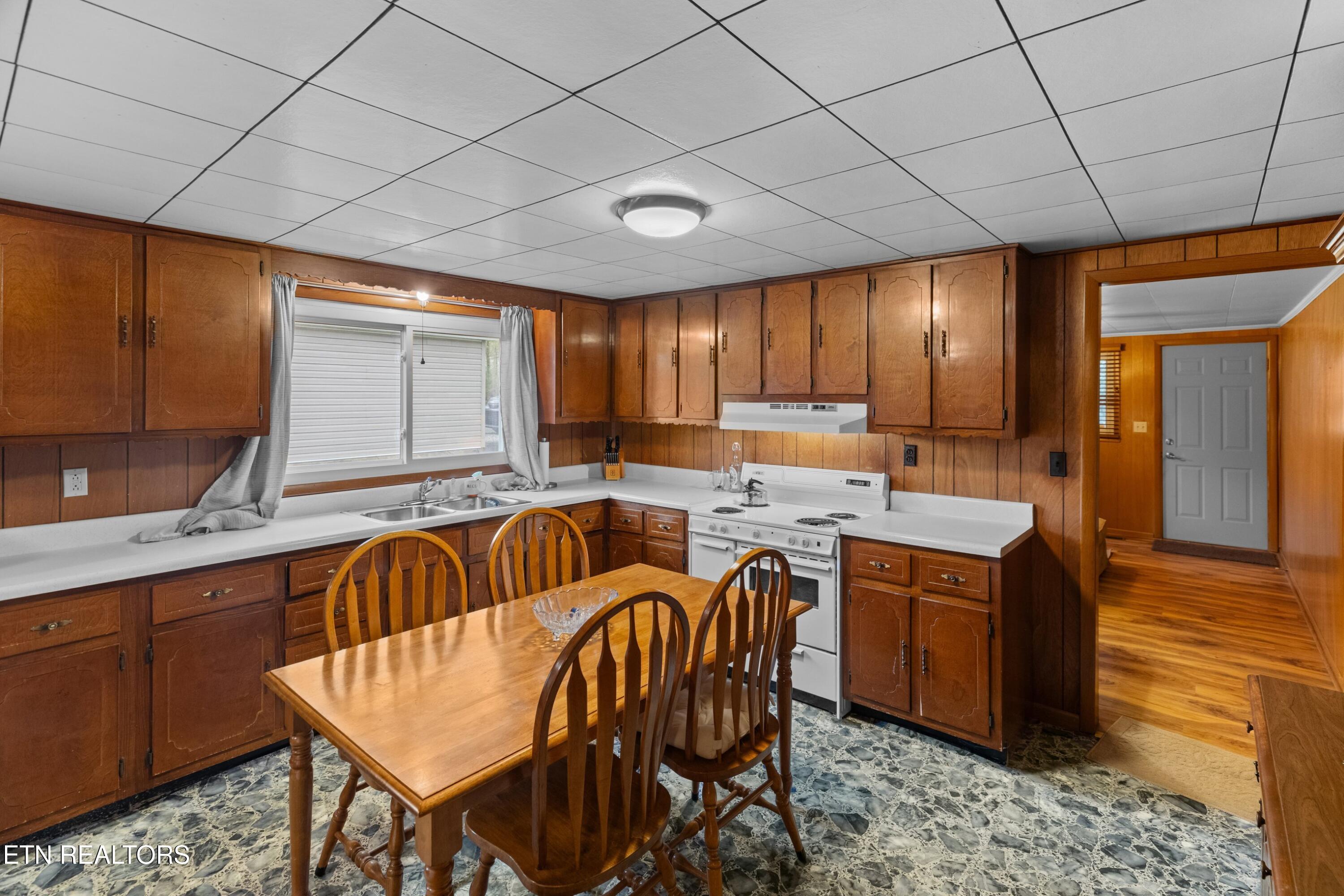 614 Old Sevierville Highway Newport TN 37821
