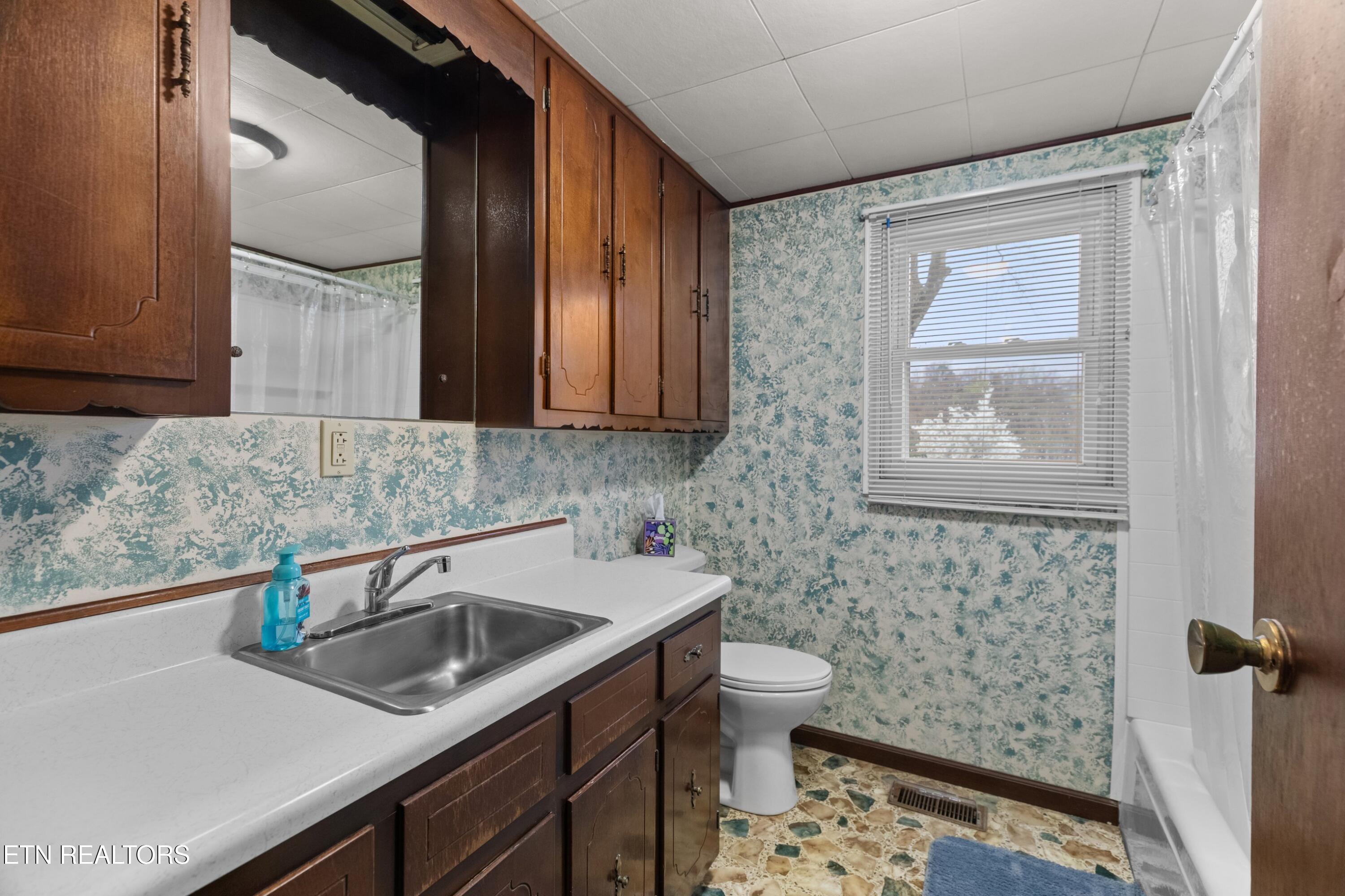 614 Old Sevierville Highway Newport TN 37821
