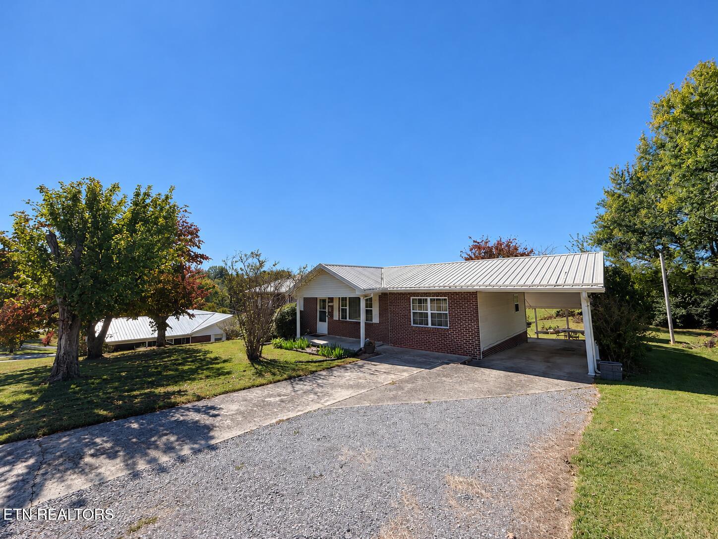 2024 Rose Drive Tazewell TN 37879