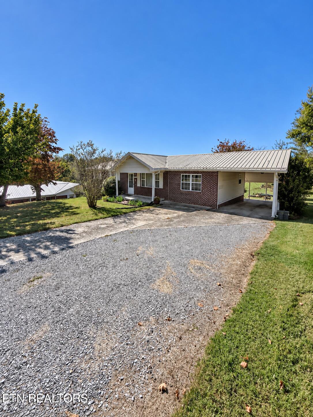 2024 Rose Drive Tazewell TN 37879