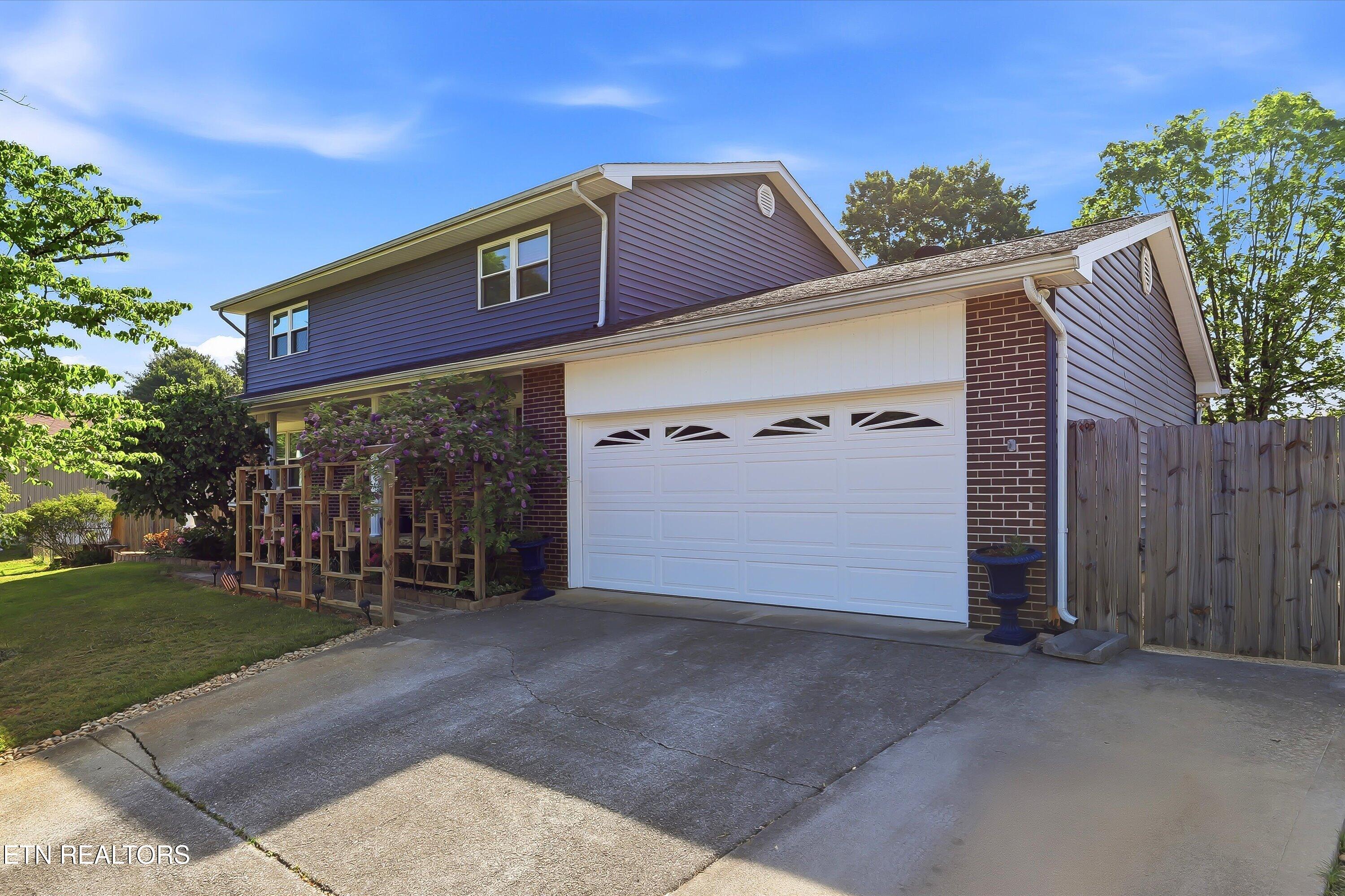 1514 Moorgate Drive Knoxville TN 37922