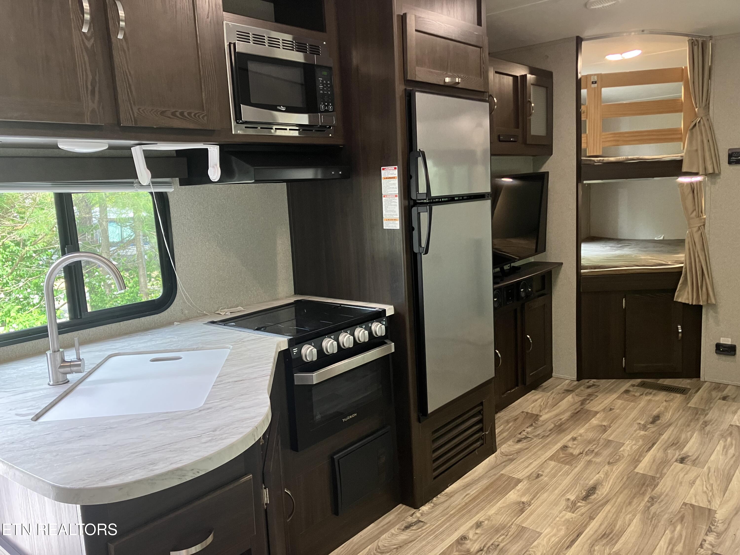 44 Arapaho Trail Crossville TN 38572