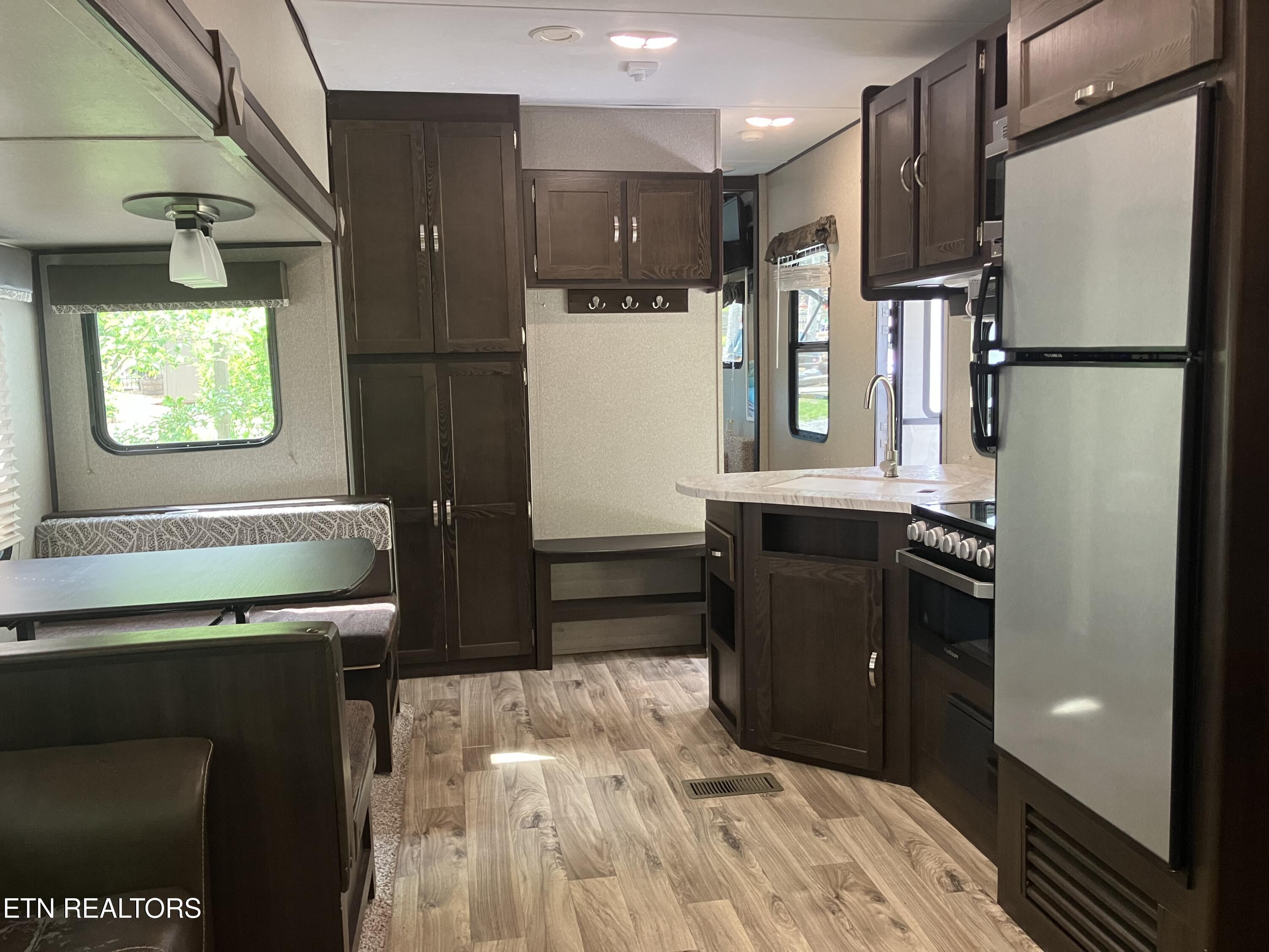 44 Arapaho Trail Crossville TN 38572