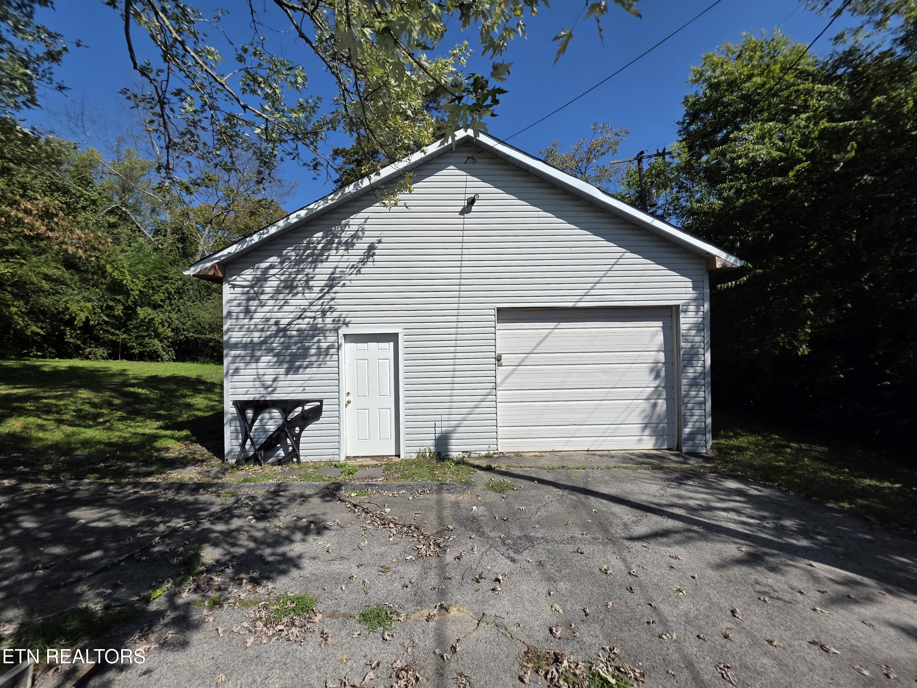 3906 Luwana Lane Knoxville TN 37917
