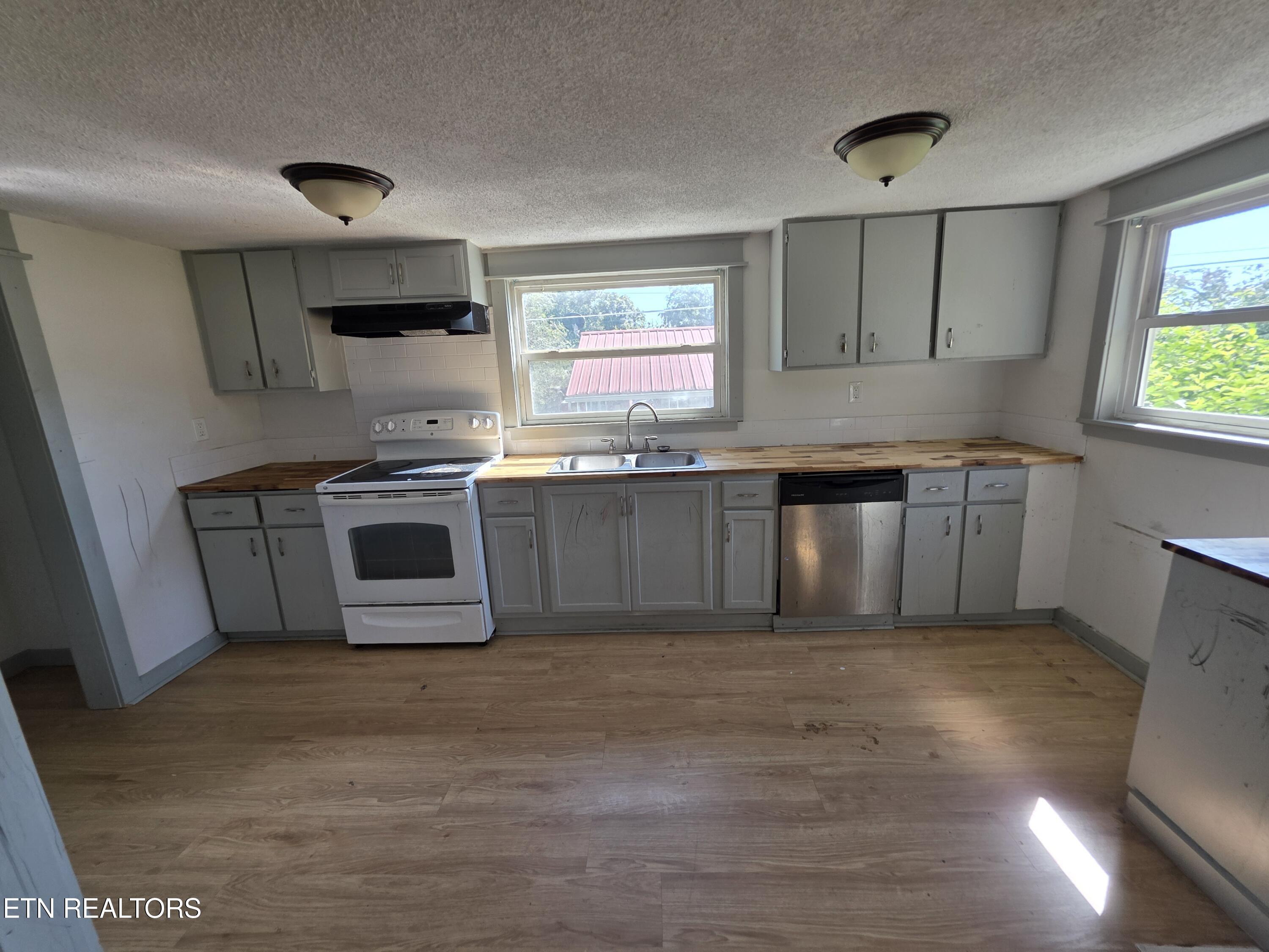 3906 Luwana Lane Knoxville TN 37917