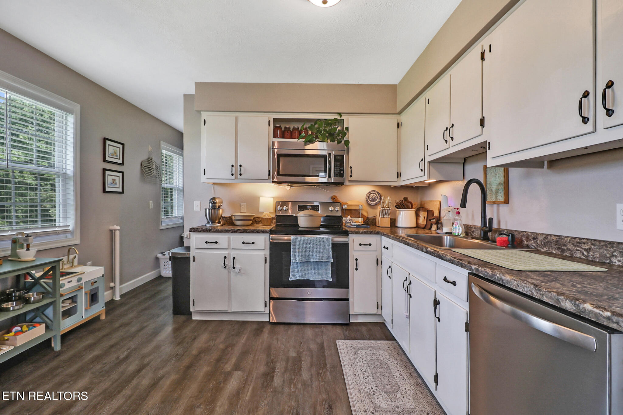 111 Cassie Lane Grimsley TN 38565