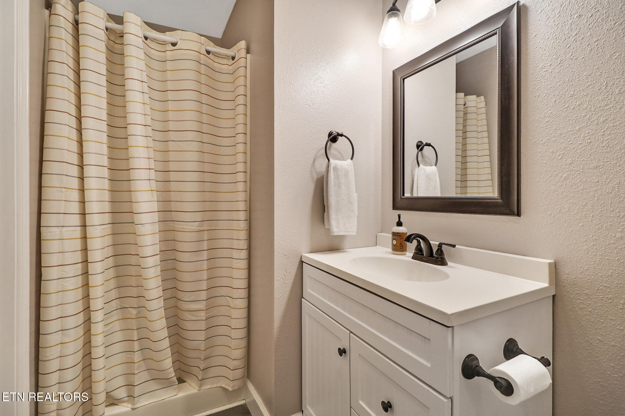 111 Cassie Lane Grimsley TN 38565
