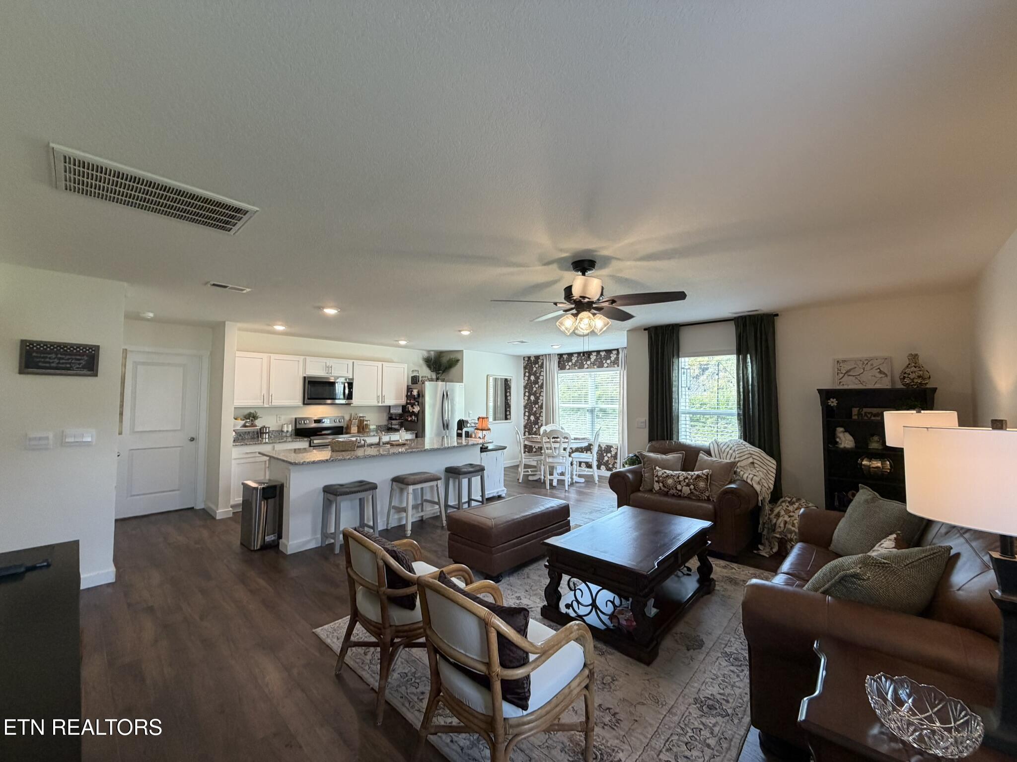 136 S Blissful Meadows Drive Harriman TN 37748