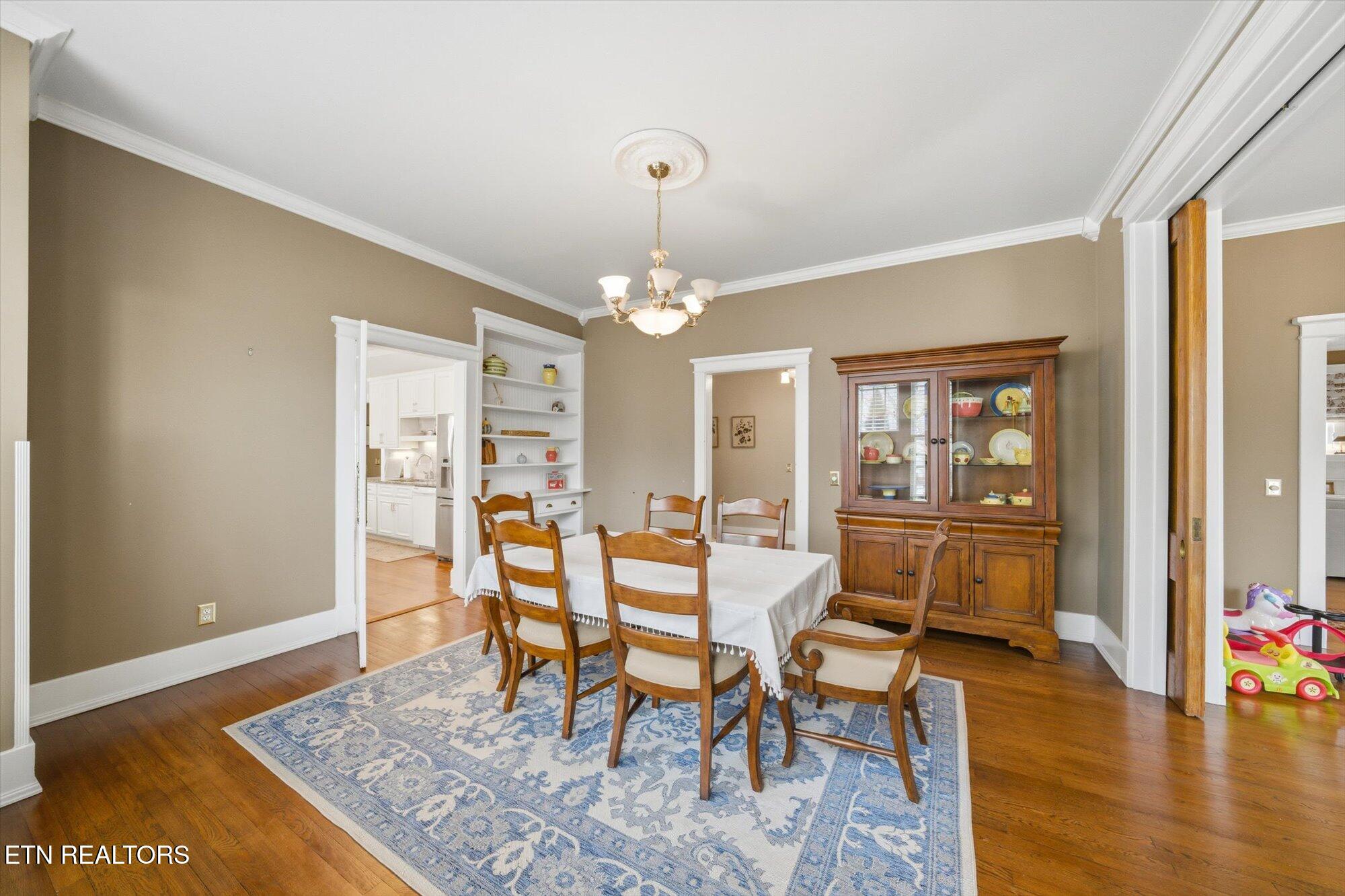 201 W Washington Avenue Clinton TN 37716