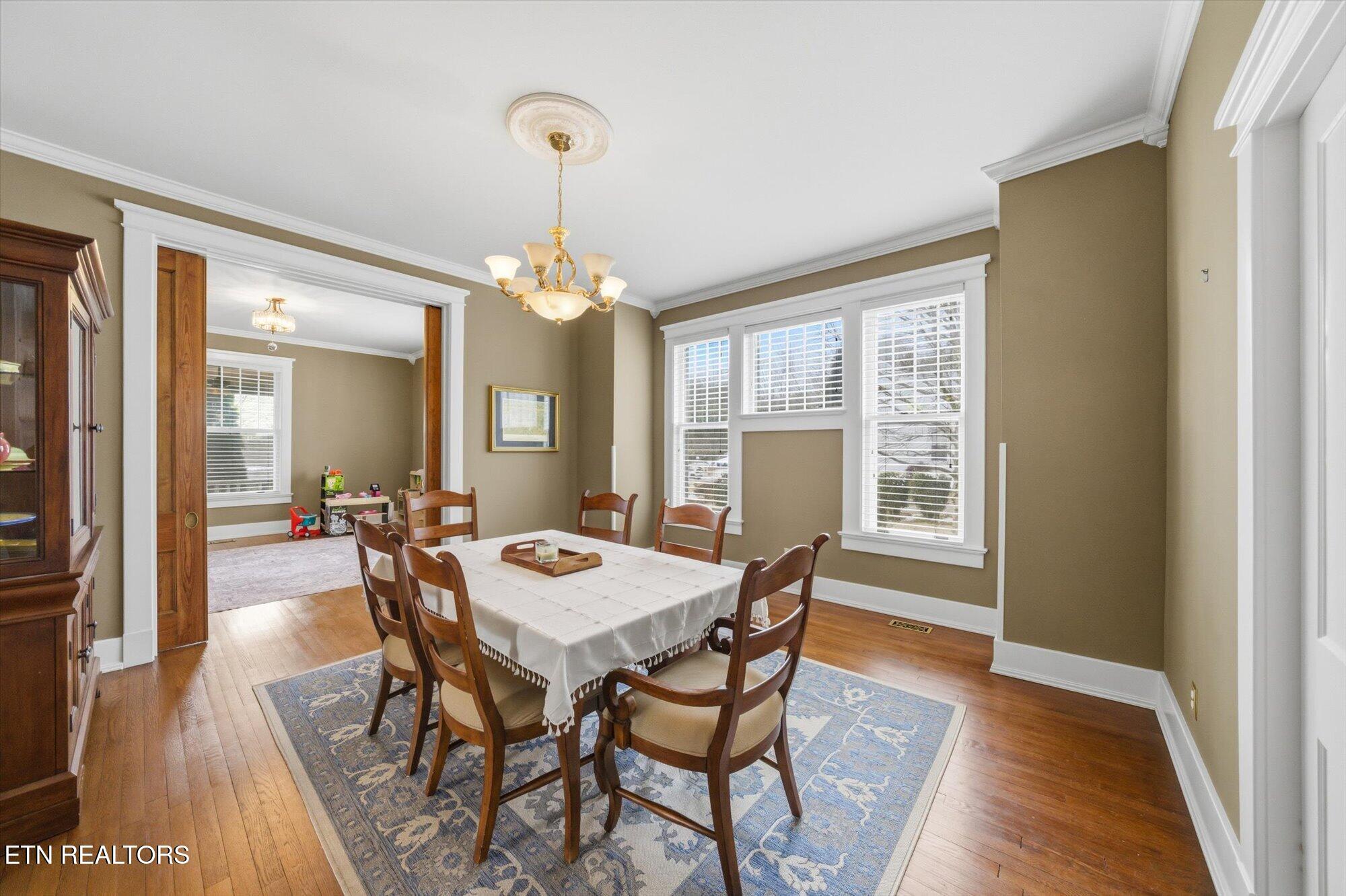 201 W Washington Avenue Clinton TN 37716