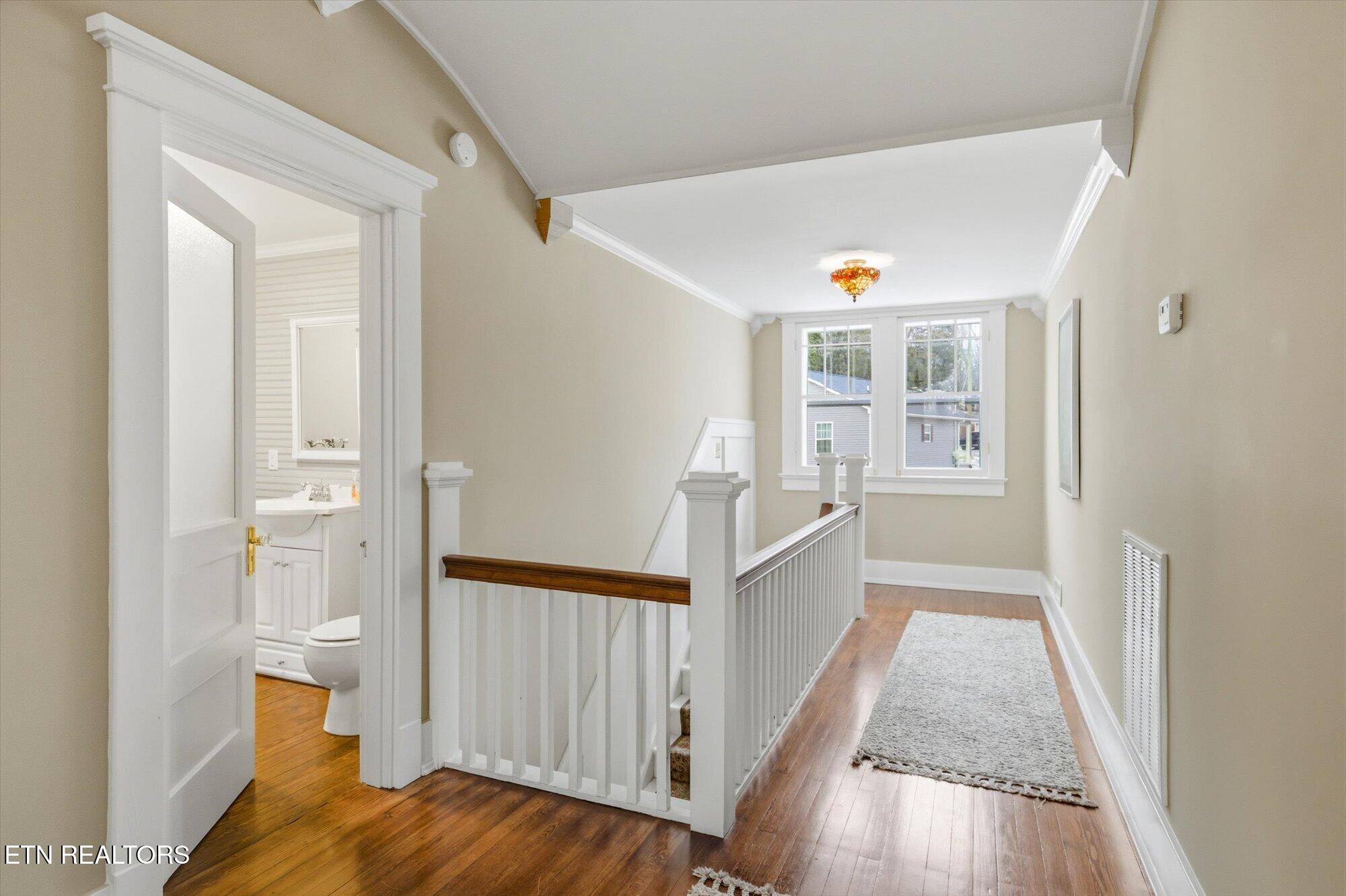 201 W Washington Avenue Clinton TN 37716