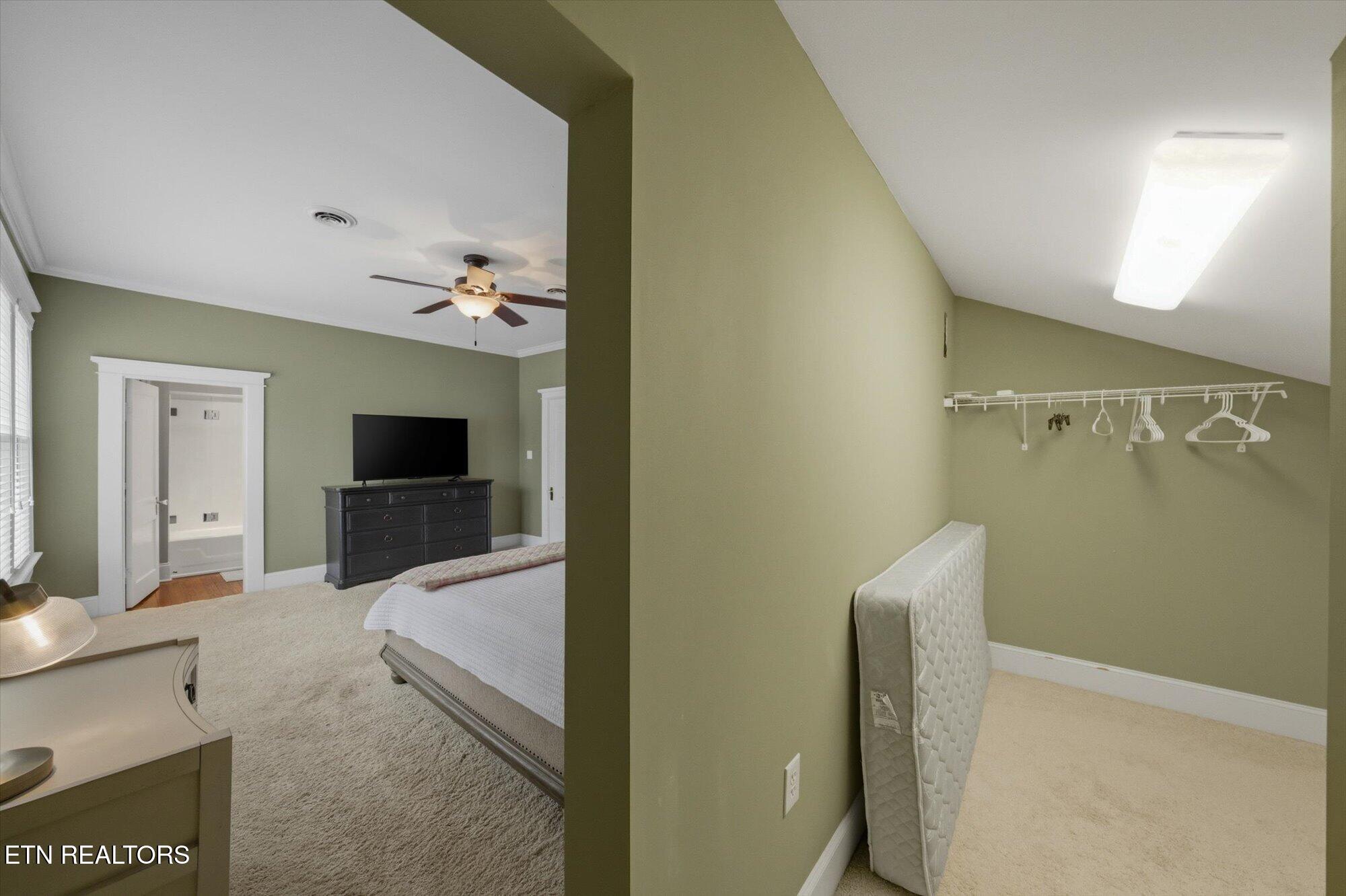 201 W Washington Avenue Clinton TN 37716