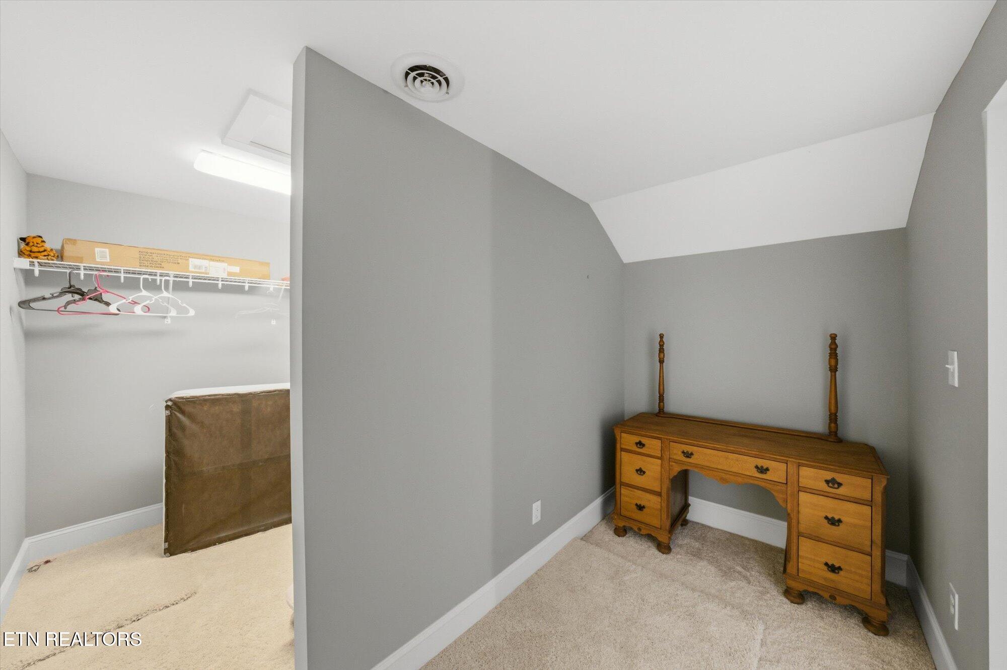 201 W Washington Avenue Clinton TN 37716