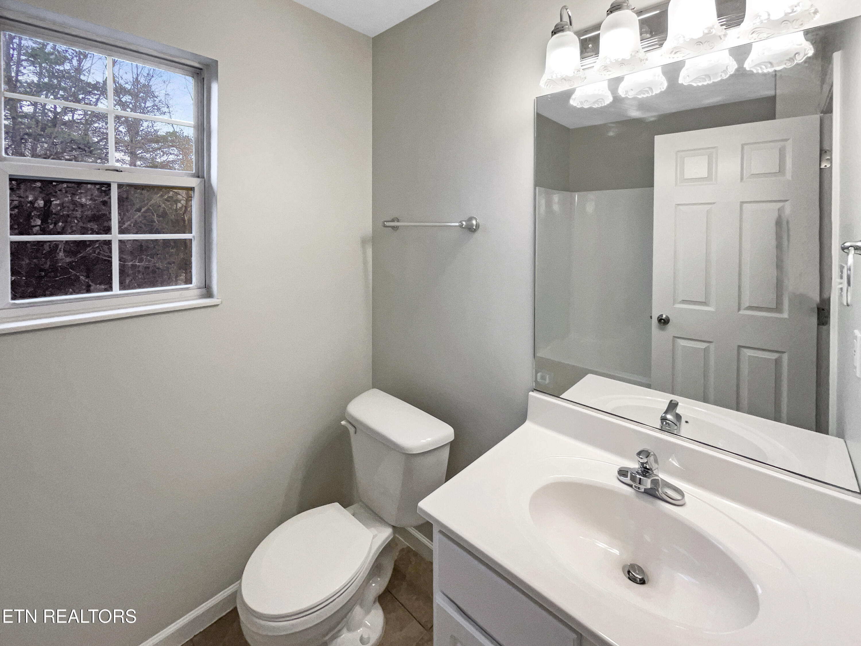 7510 Barnbrook Lane Knoxville TN 37918