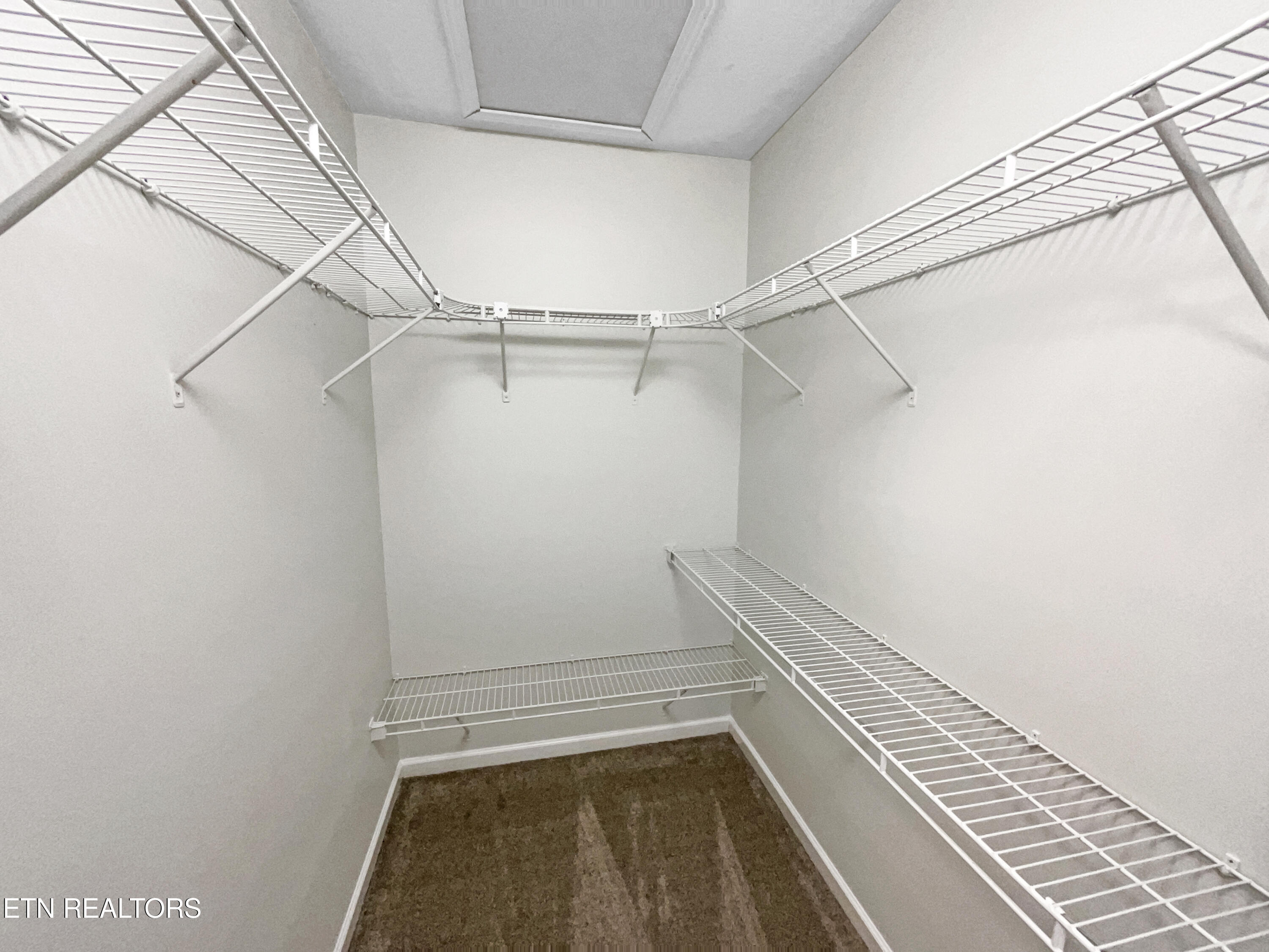 7510 Barnbrook Lane Knoxville TN 37918