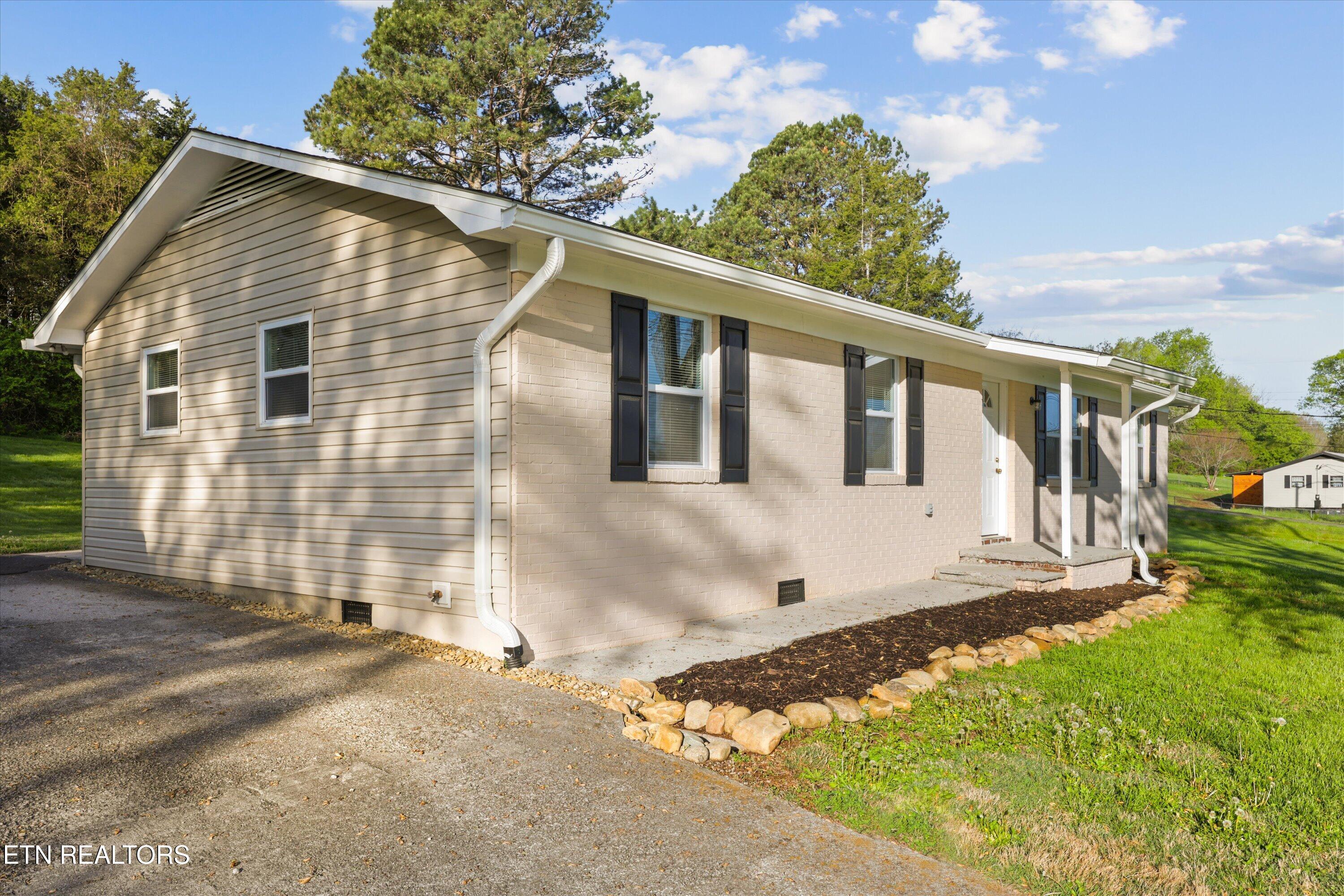 403 Old Dandridge Pike Strawberry Plains TN 37871