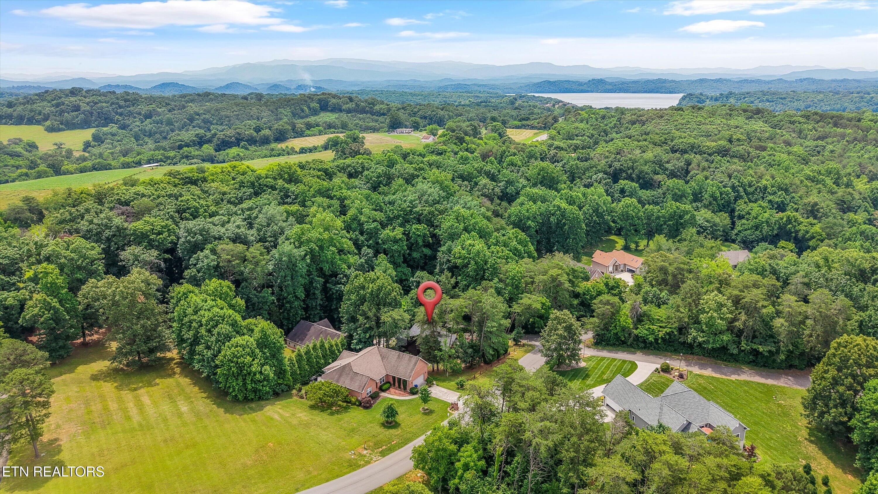 1408 Tomahawk Trail Maryville TN 37801