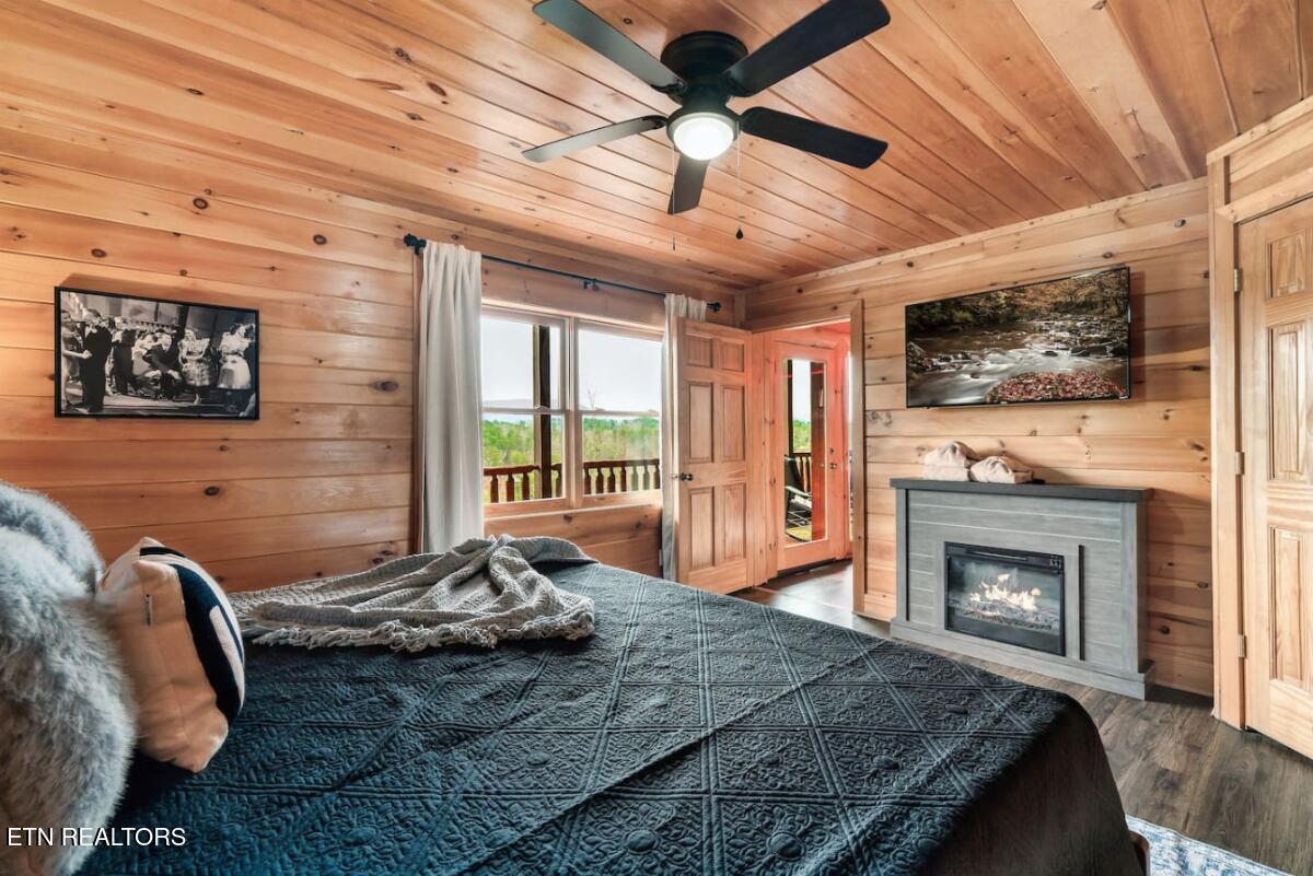 2010 Cougar Crossing Way Sevierville TN 37876