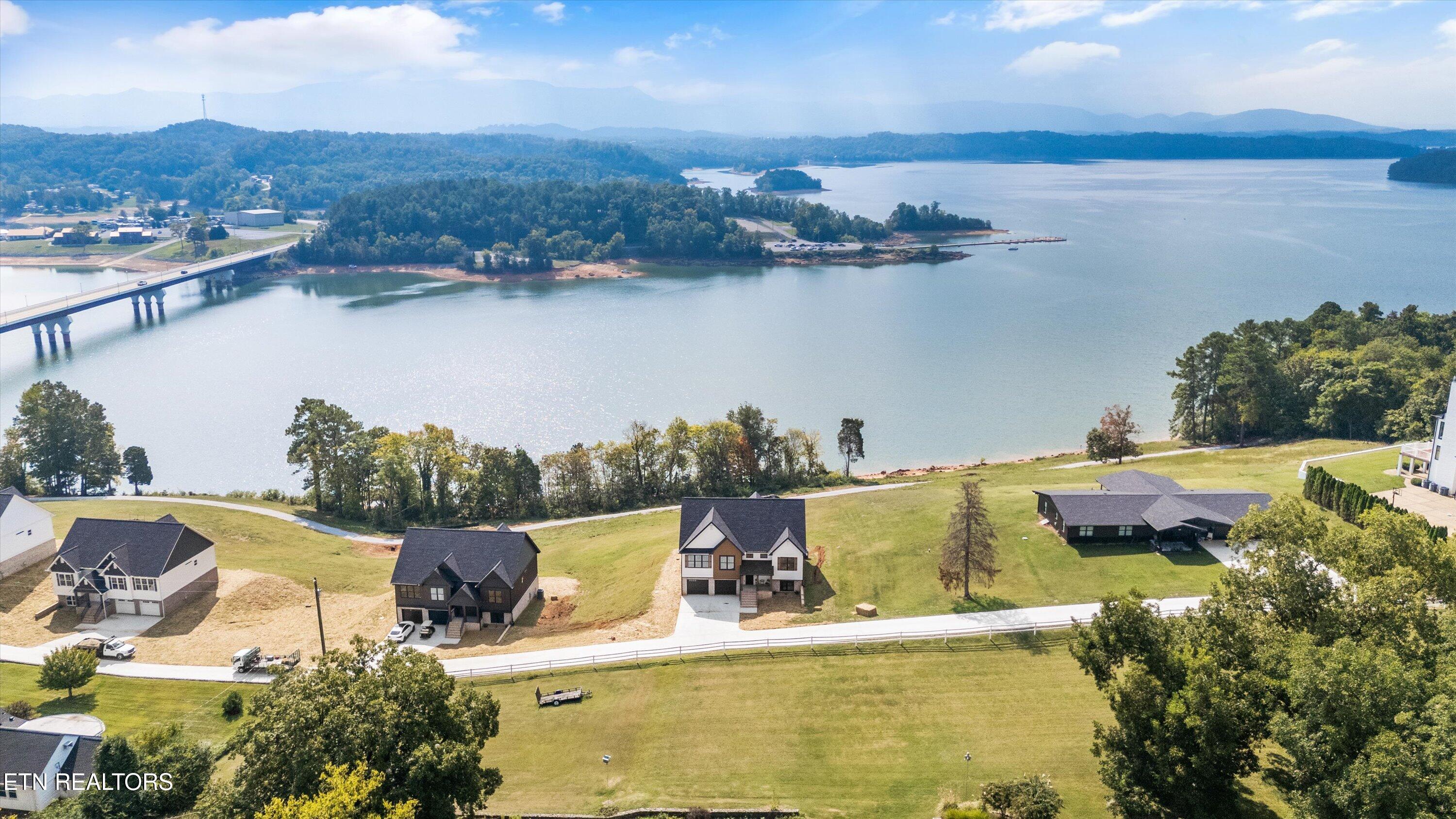415 Hampton Way Dandridge TN 37725