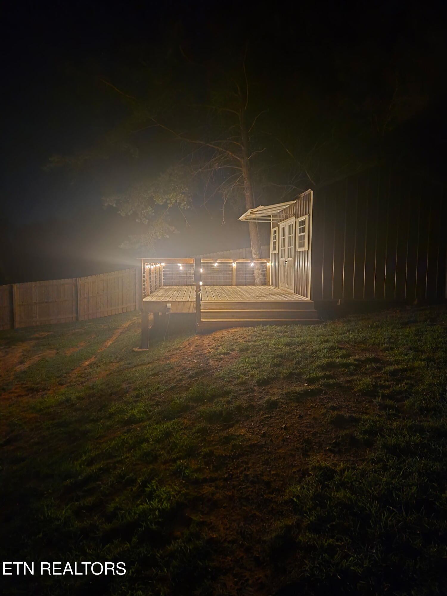 359 Garden Lane Dandridge TN 37725